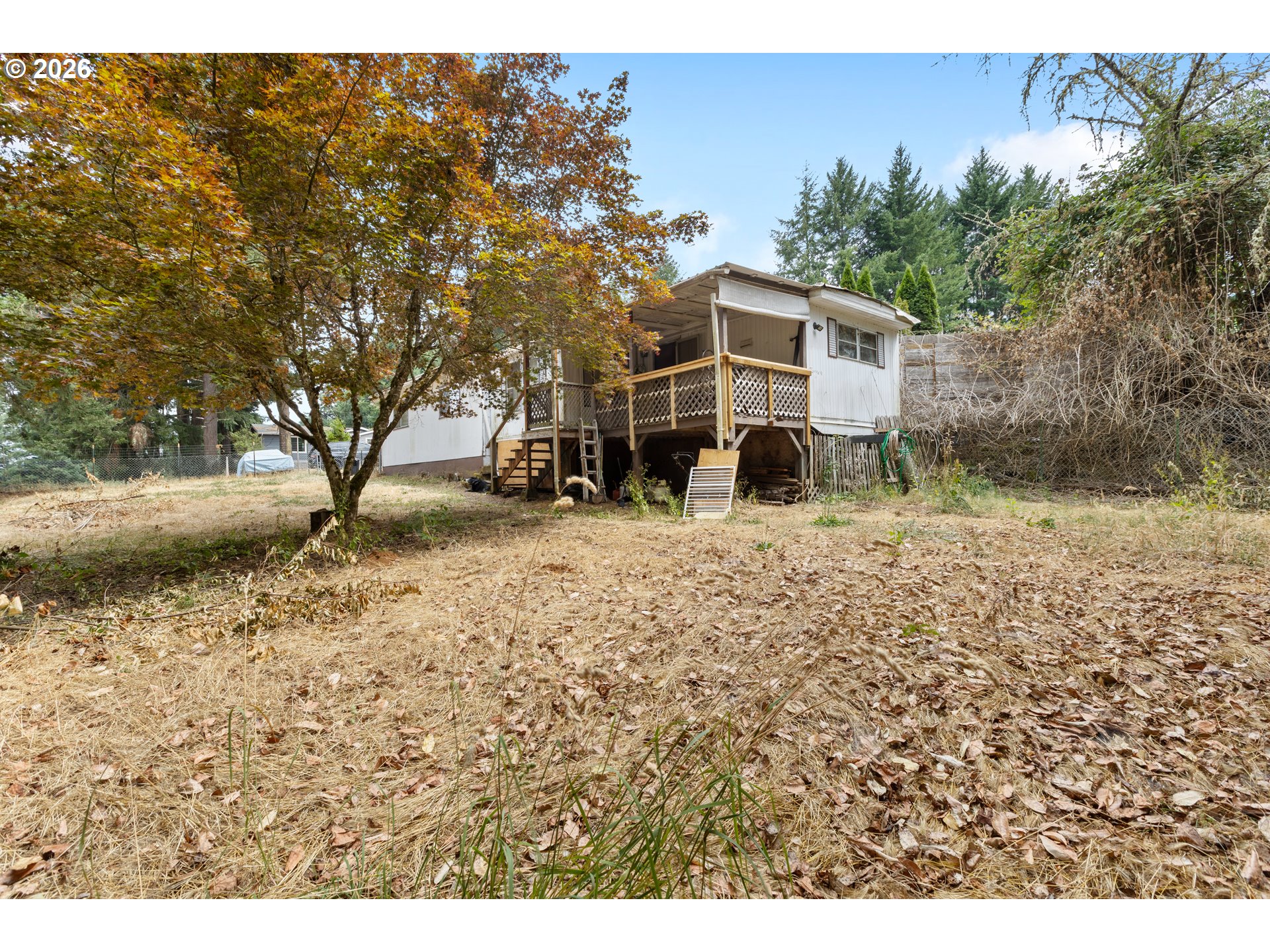601 Westlog St Property Photo 31