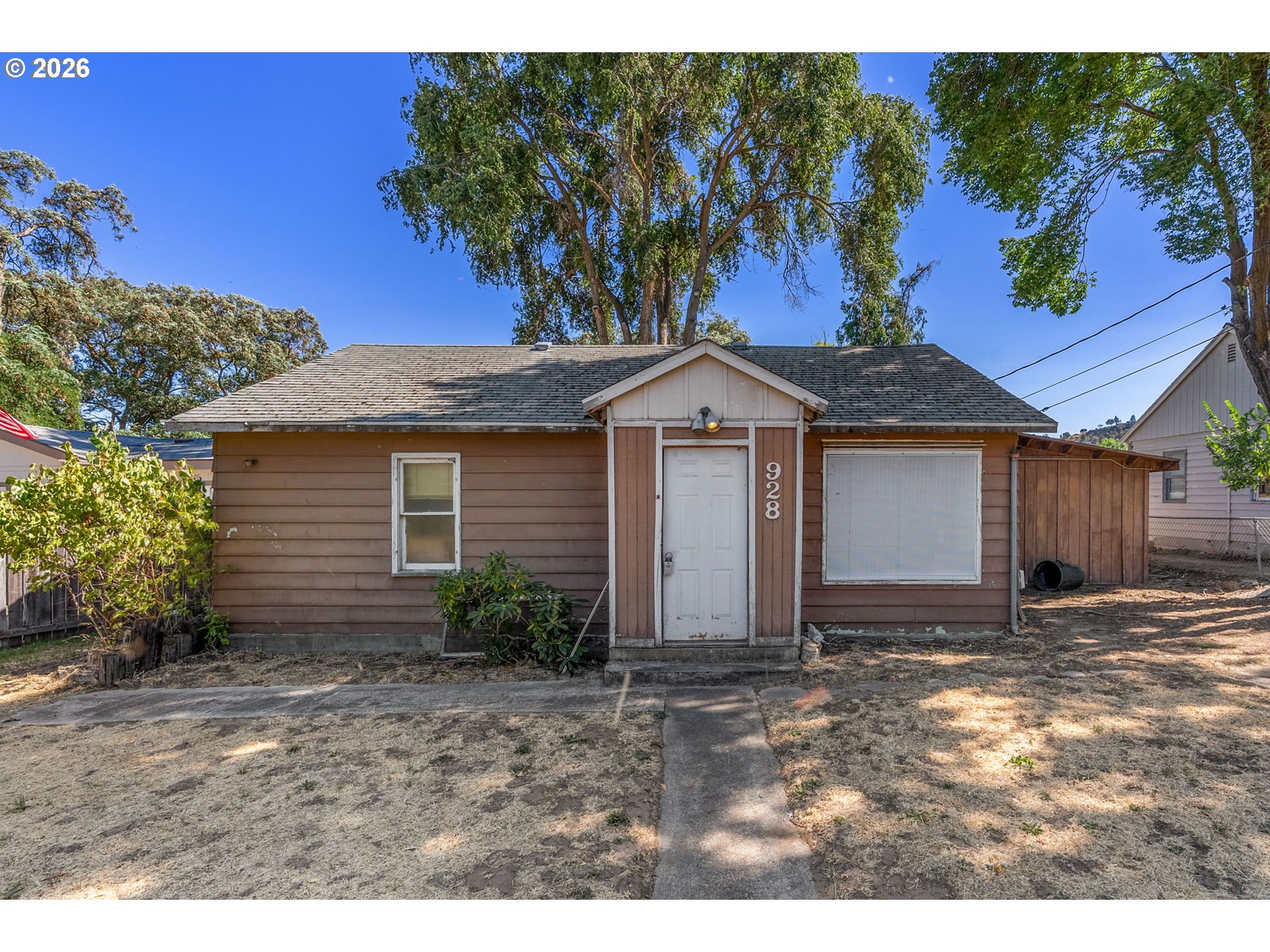 928 W Verdant St Property Photo 1