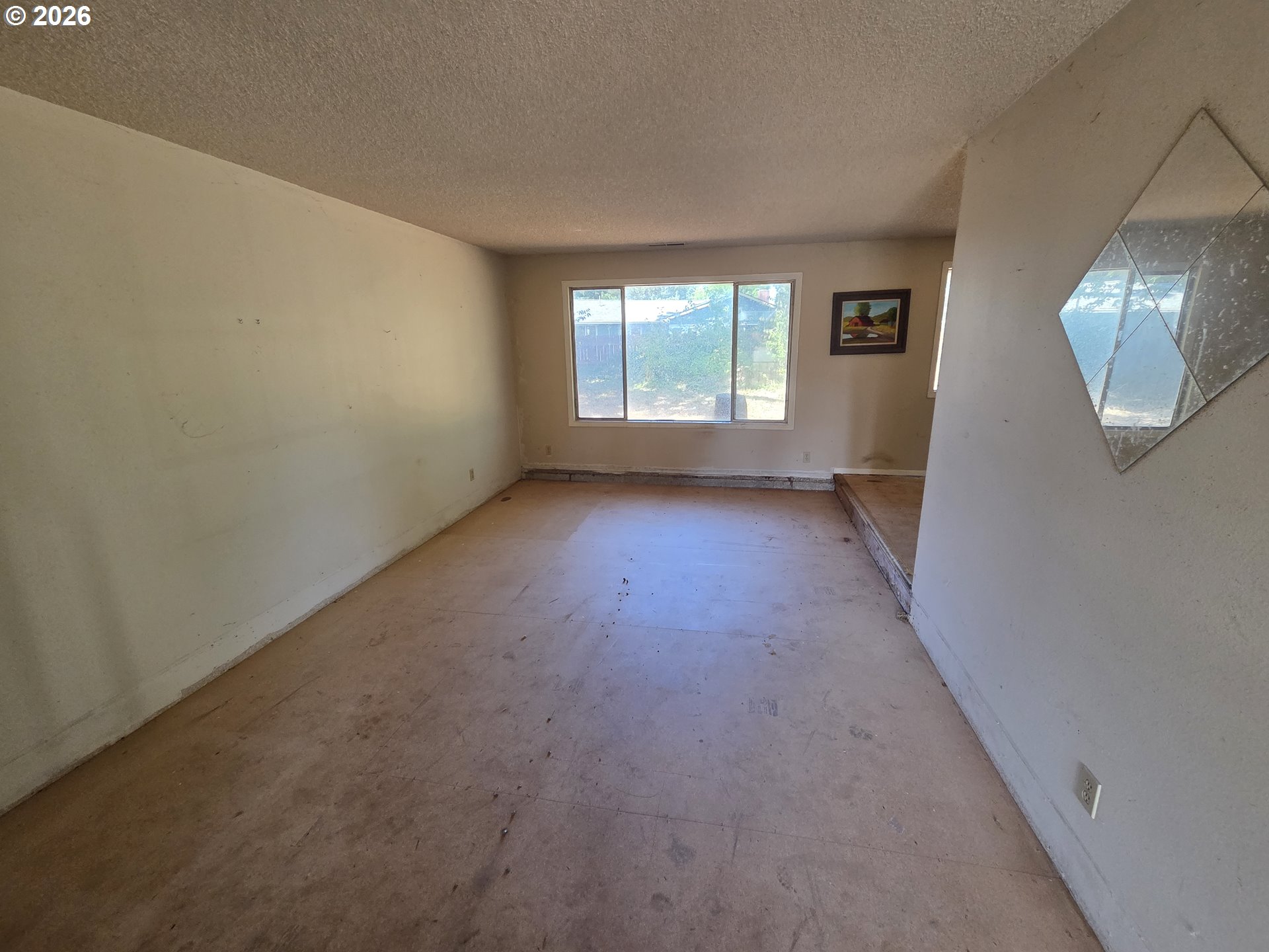 15002 Ne 3rd St Property Photo 4