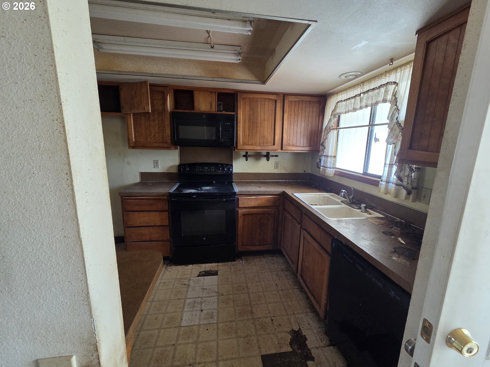 15002 Ne 3rd St Property Photo 6