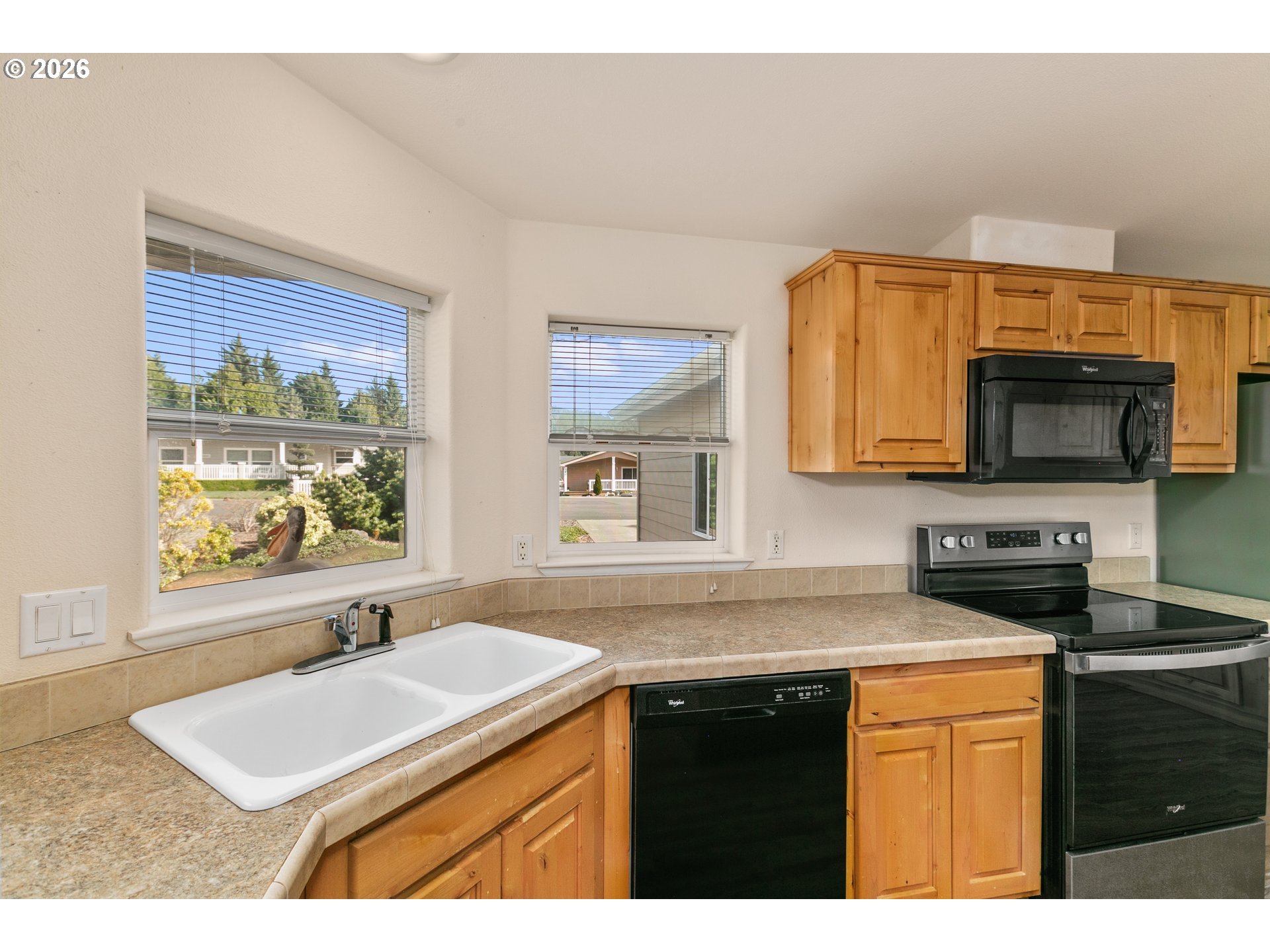 155 Se Whalesong Dr Property Photo 12