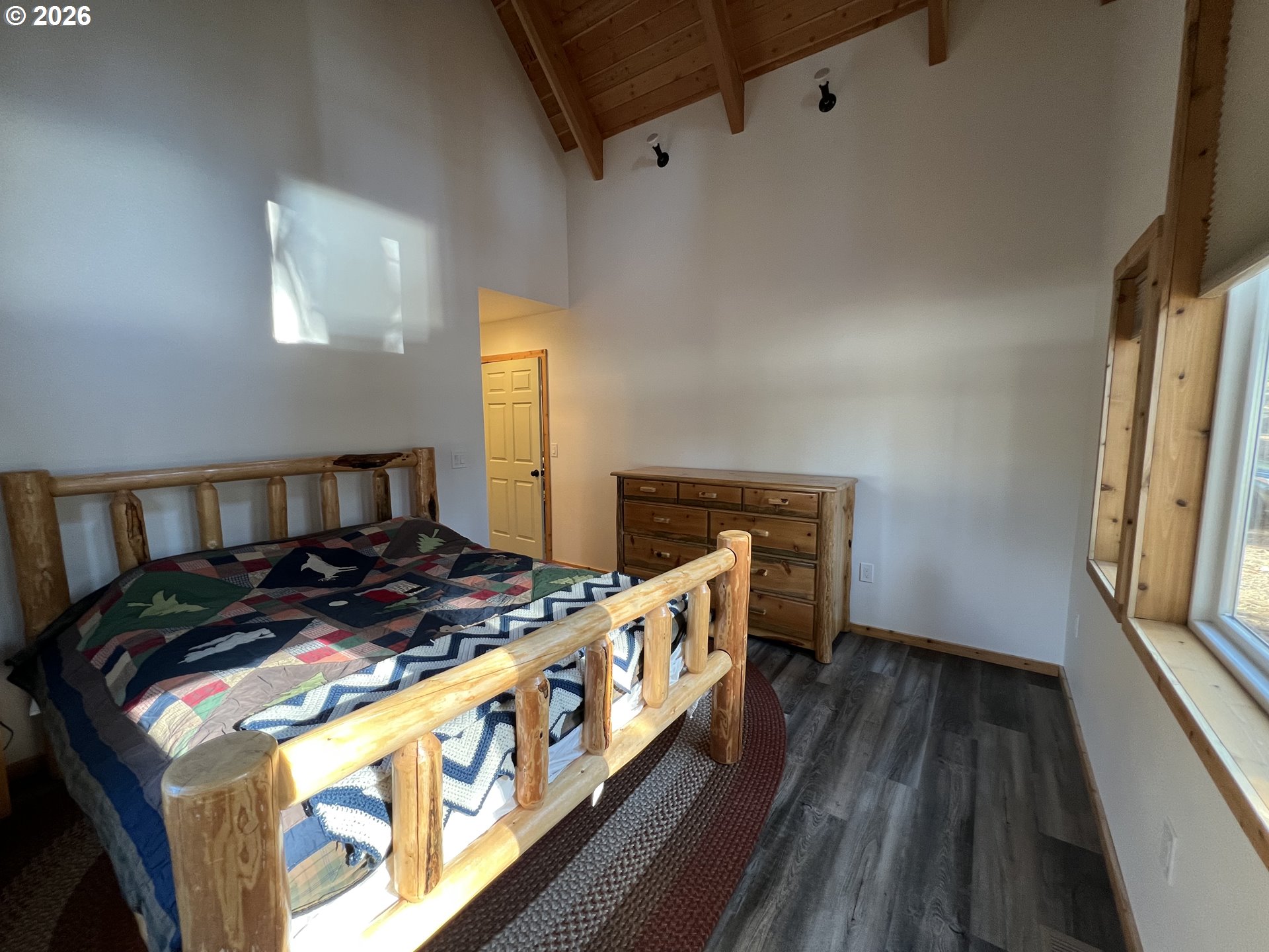 455 E Auburn St Property Photo 10