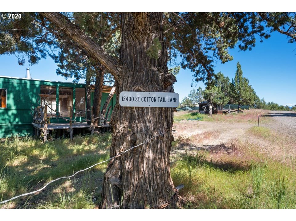 12400 Se Cotton Tail Ln Property Photo 2