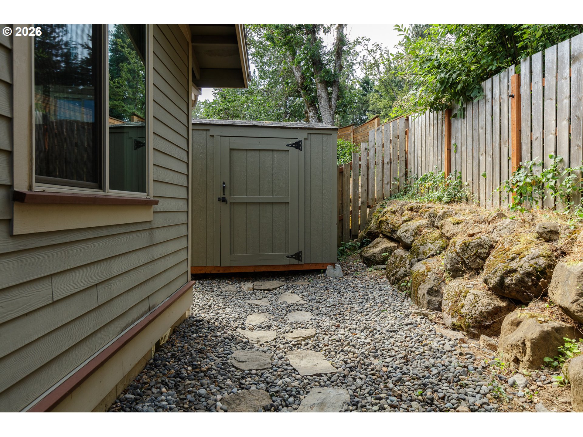 3201 Young Ln Property Photo 17
