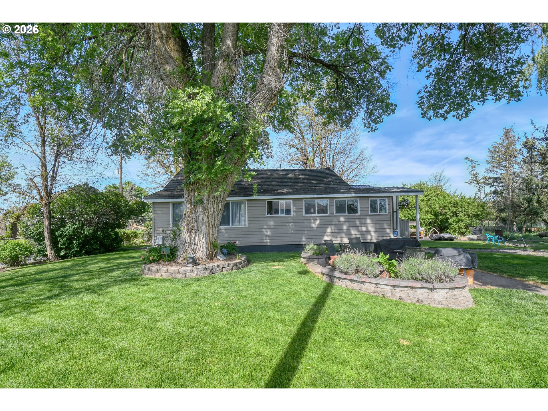 73561 Williams Ln Property Photo 1