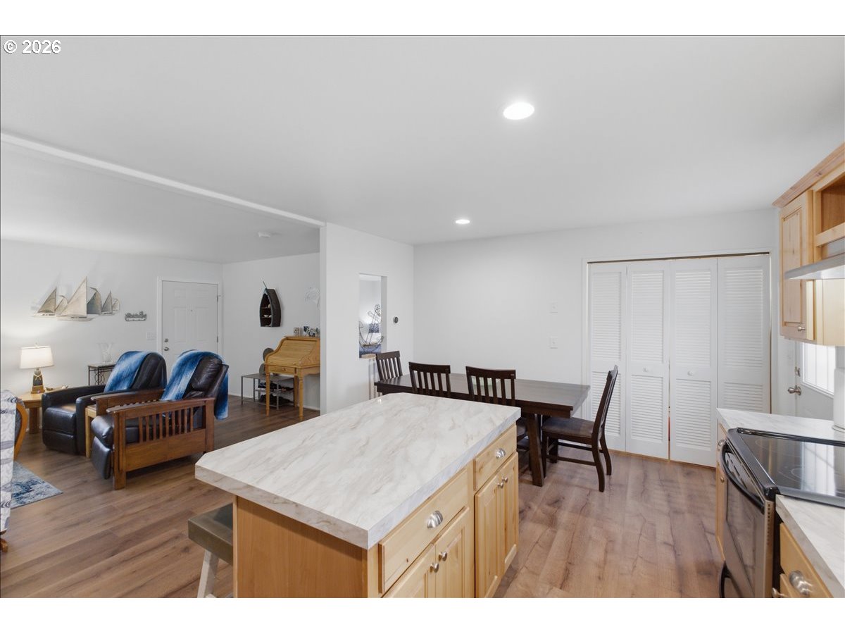 6289 Sw Jetty Ave Property Photo 13