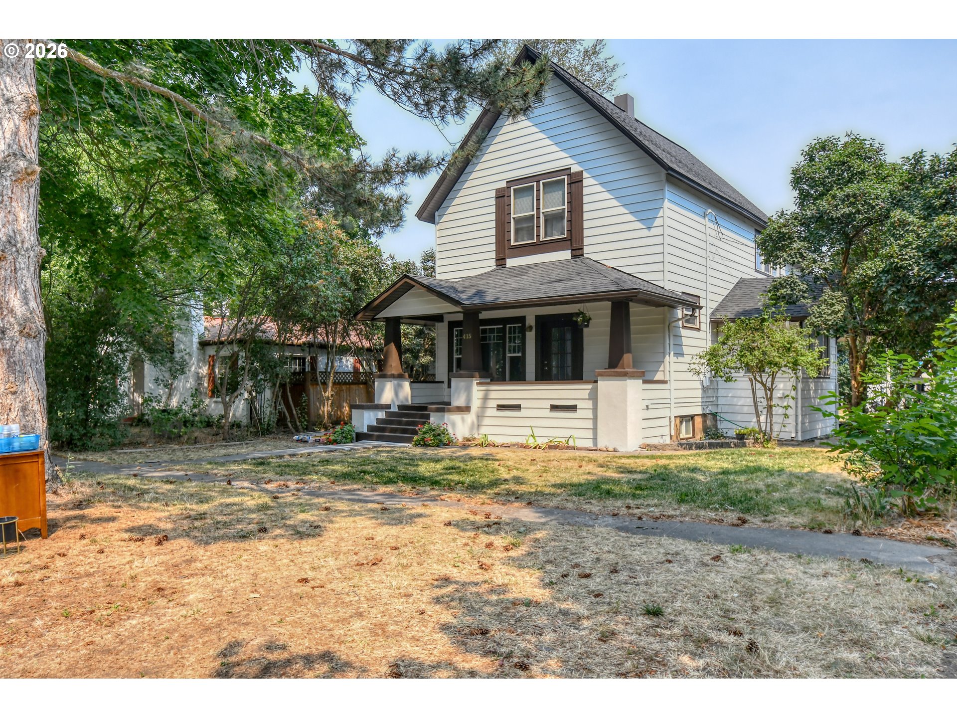 415 VAN BUREN ST Property Photo 1
