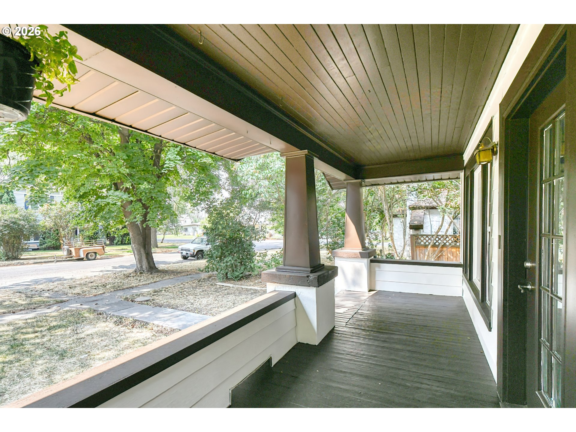 415 Van Buren St Property Photo 2