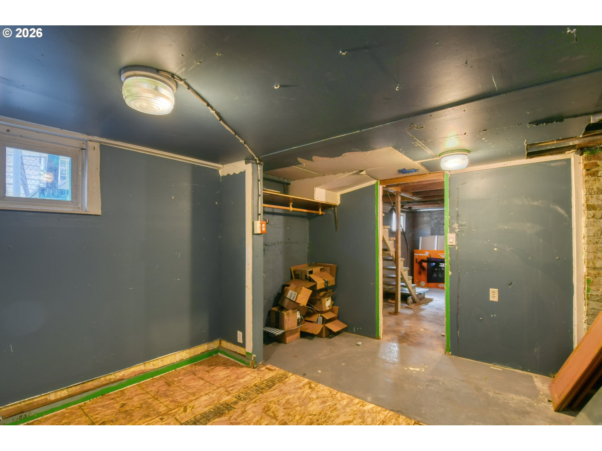 415 Van Buren St Property Photo 33