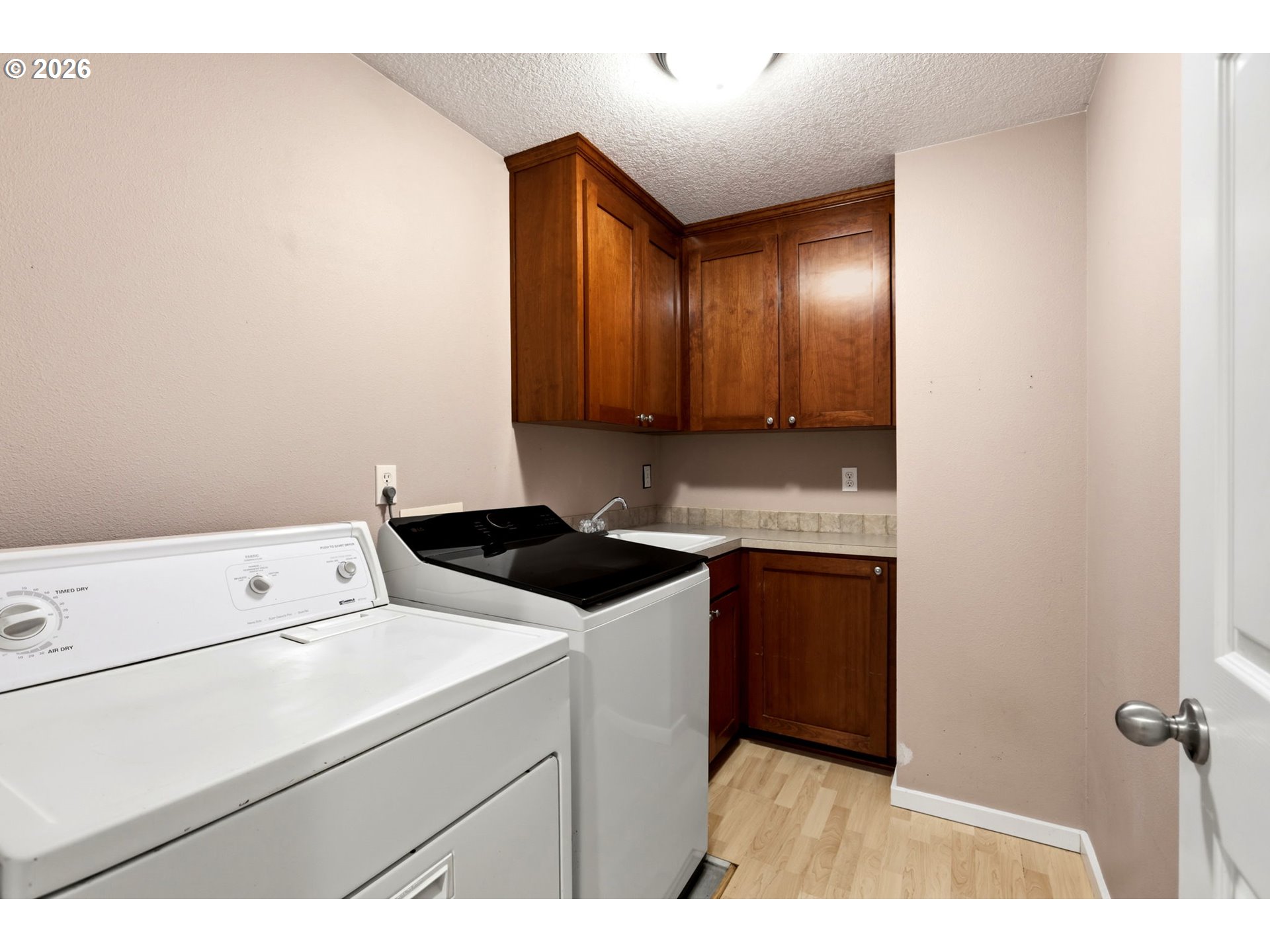 439 Vista Ridge Ct Property Photo 18