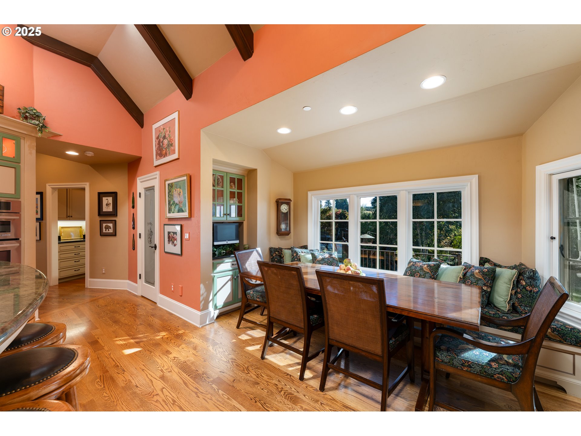 9009 Se Eola Hills Rd Property Photo 11