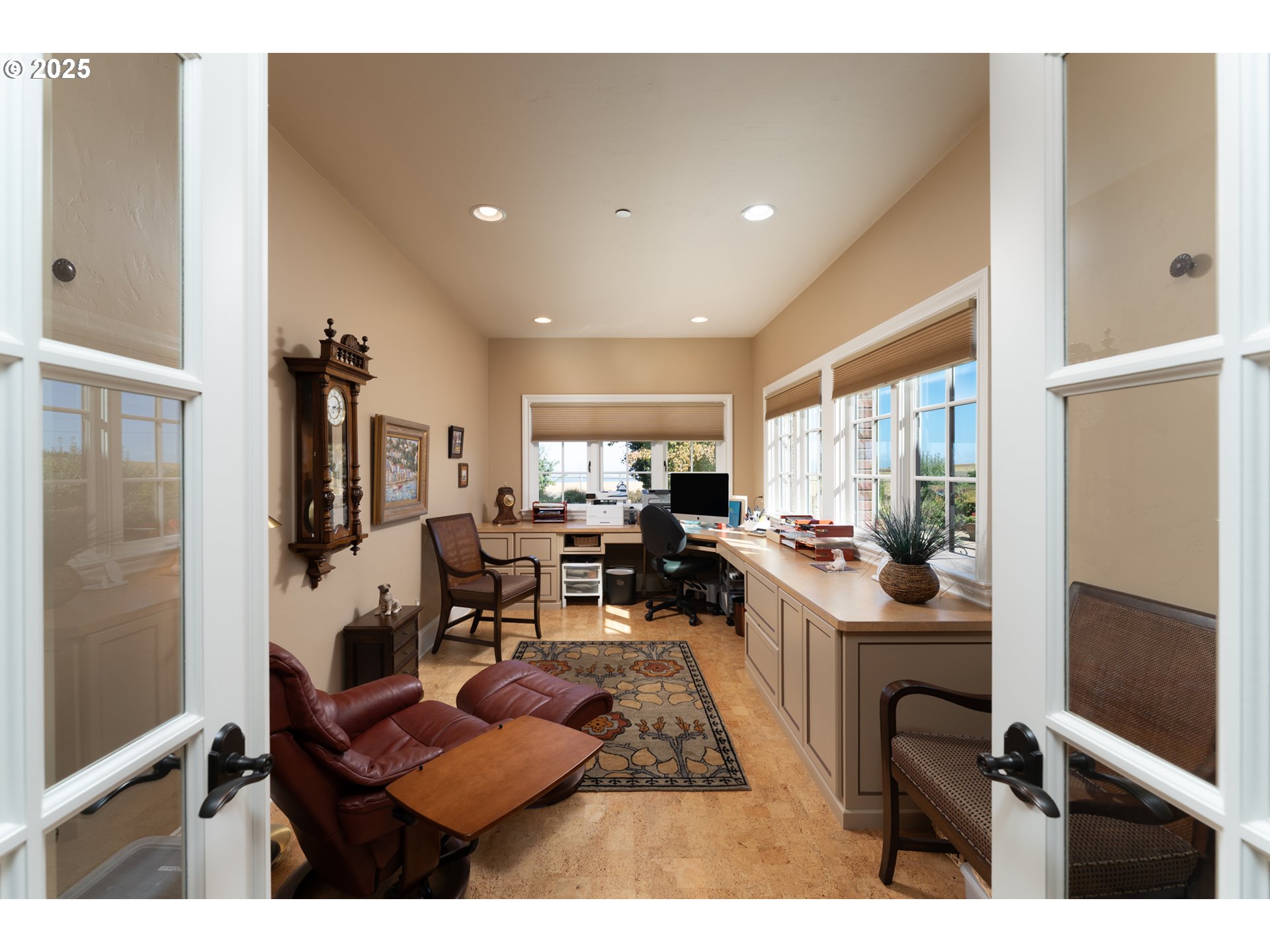 9009 Se Eola Hills Rd Property Photo 24
