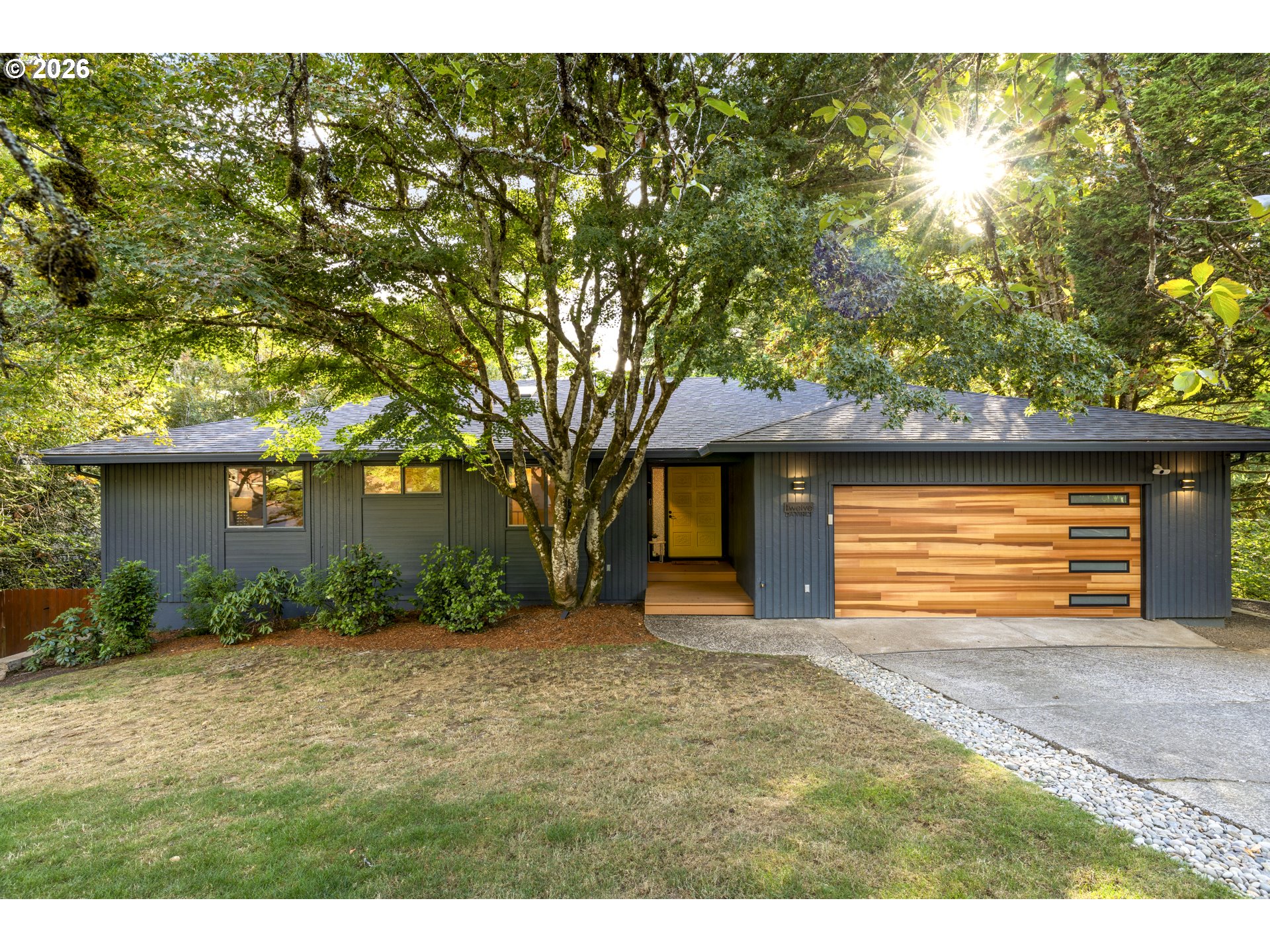 12 Da Vinci St Property Photo 1