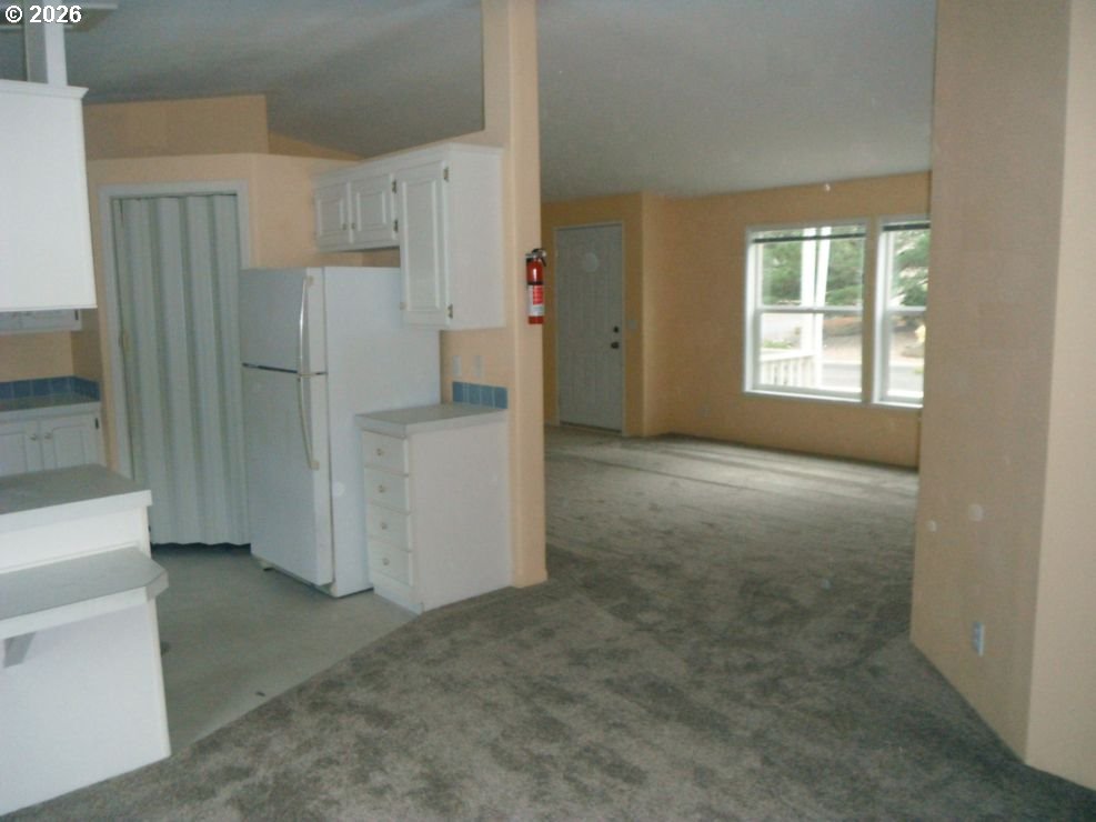 472 Sherwood Loop Property Photo 4