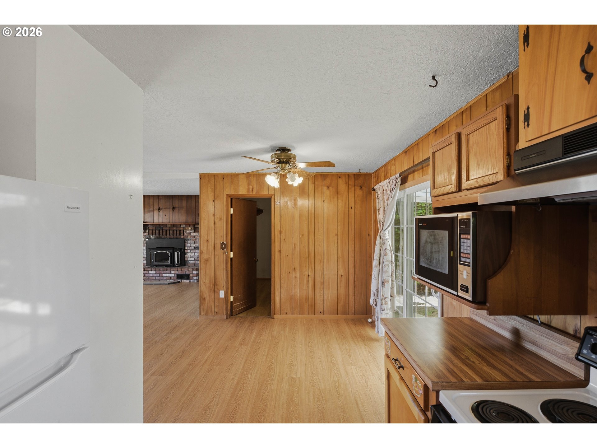1669 Johnson St Property Photo 12