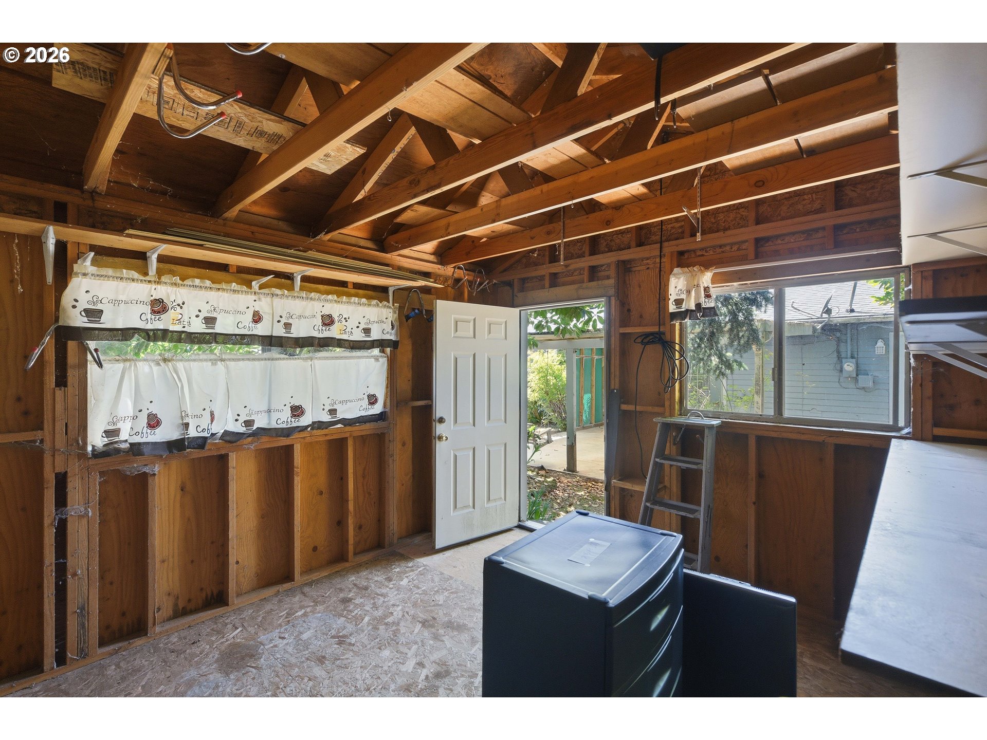 1669 Johnson St Property Photo 30