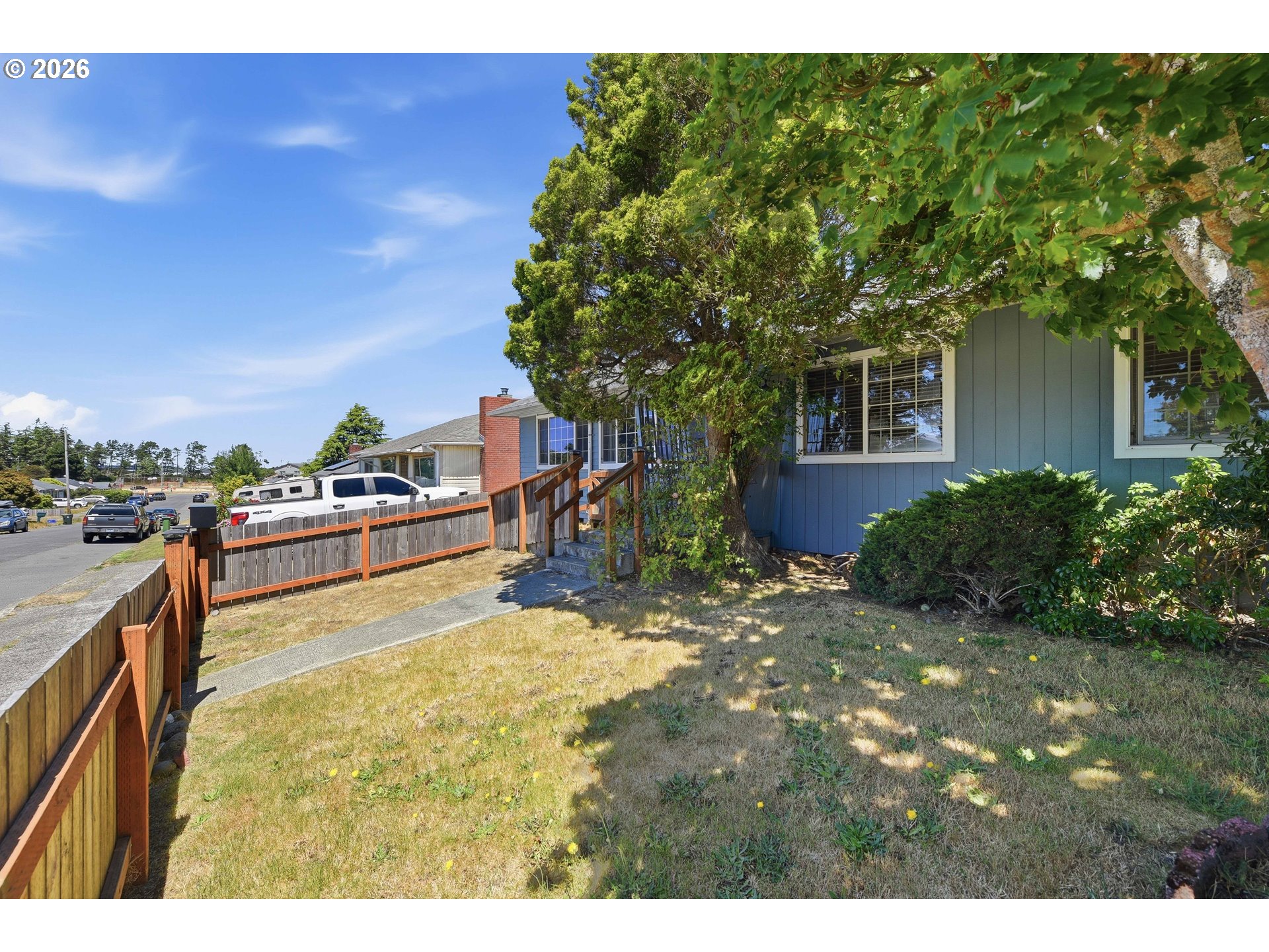 1669 Johnson St Property Photo 33
