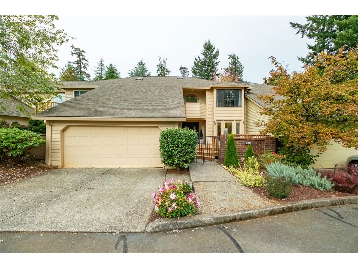 1905 SPICETREE LN Property Photo 1