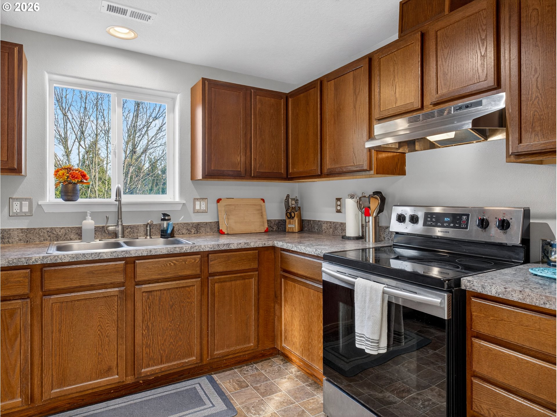 847 N Duniway Rd Property Photo 11