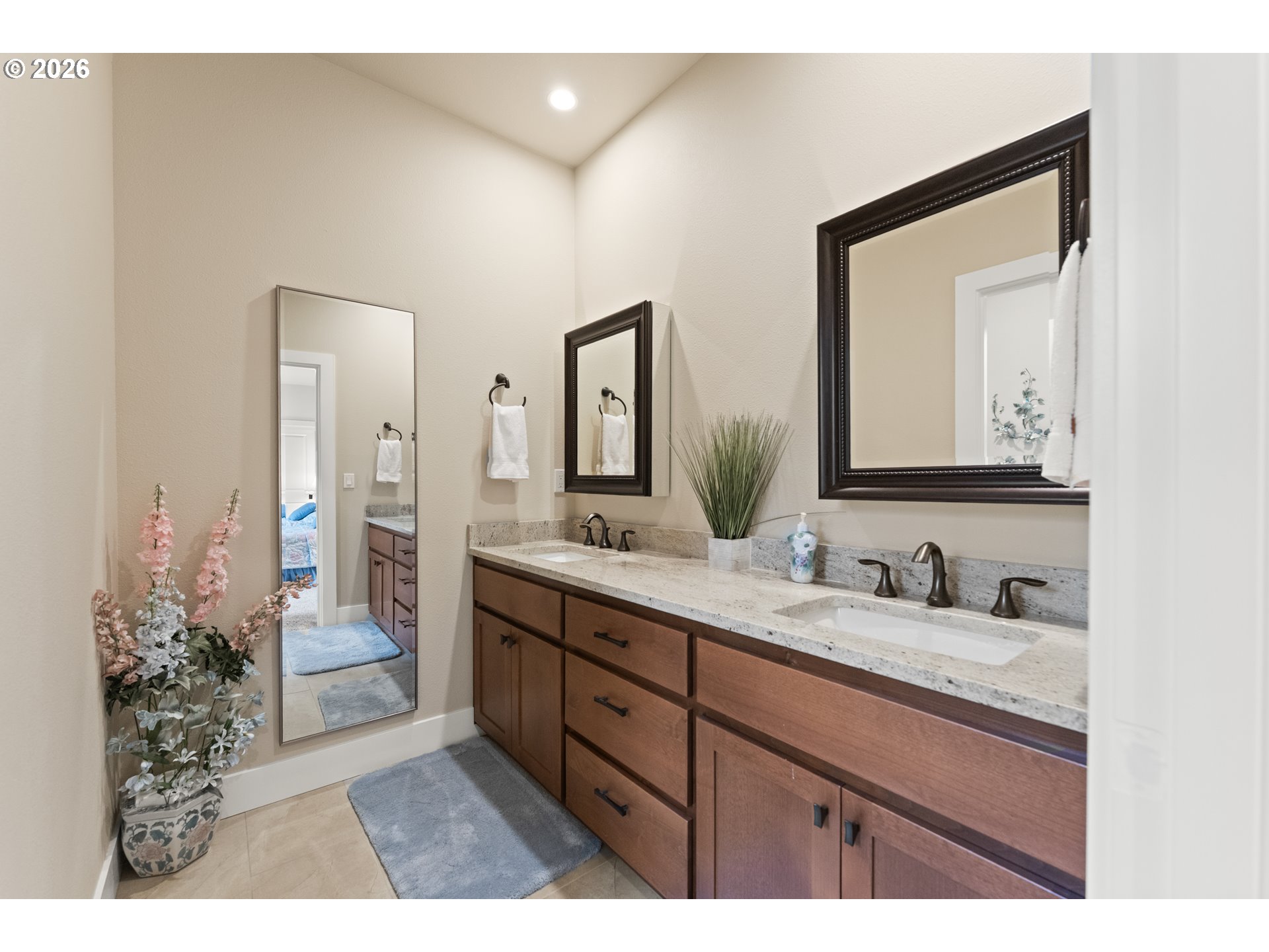 242 Bonifacio Ln Property Photo 36