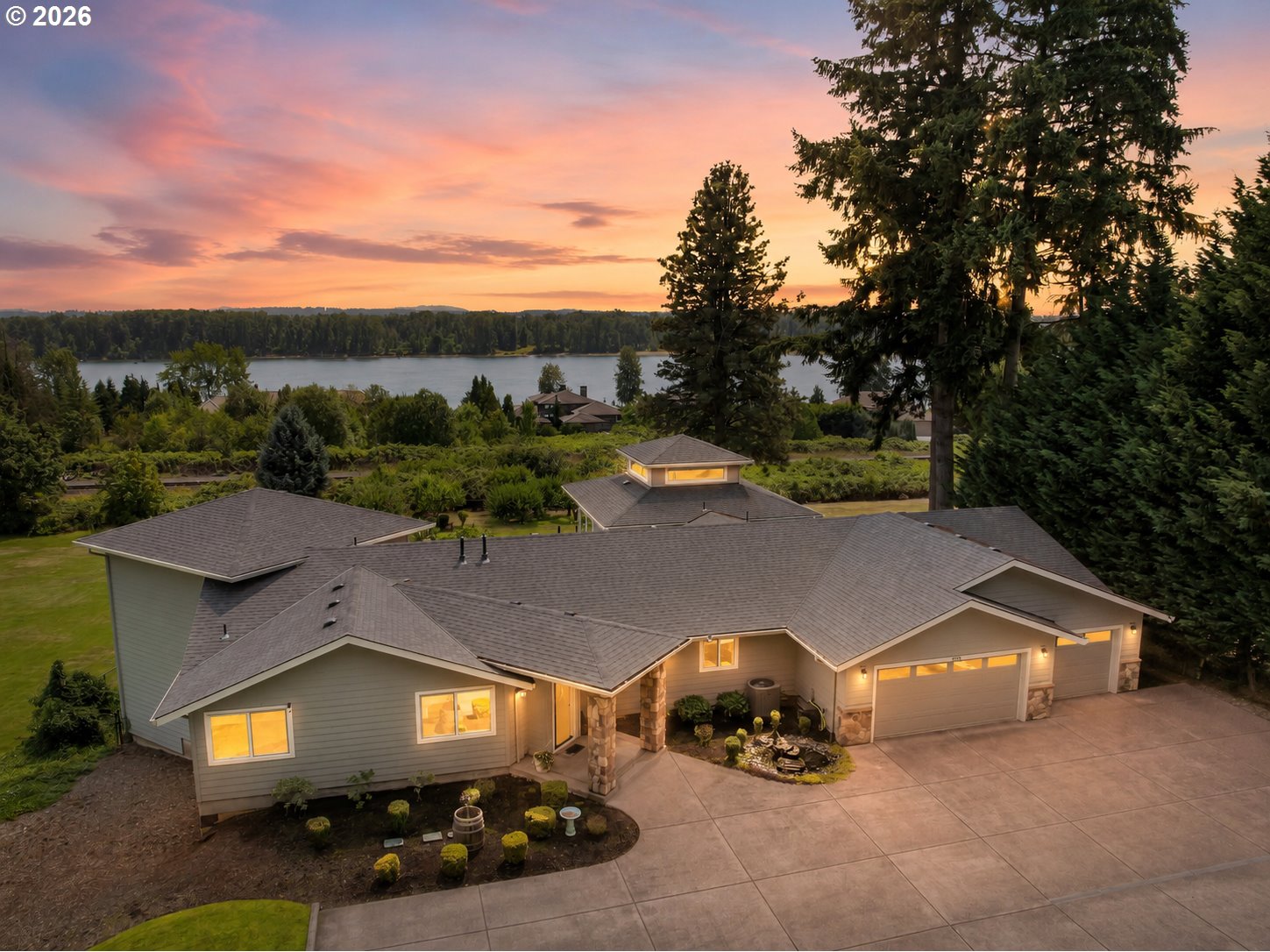 16109 Se Evergreen Hwy Property Photo 1
