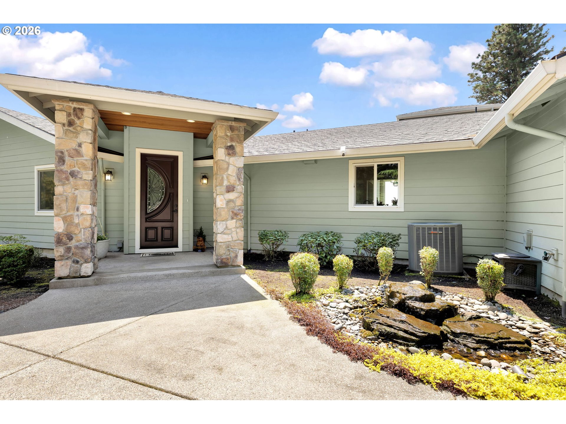 16109 Se Evergreen Hwy Property Photo 5