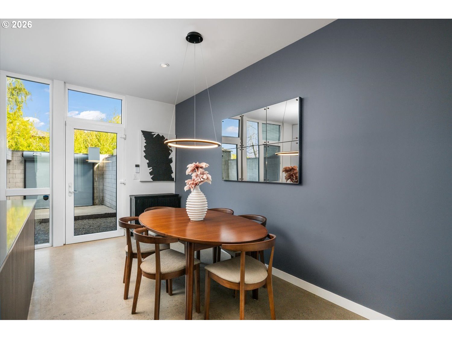 7168 N Vancouver Ave Property Photo 12