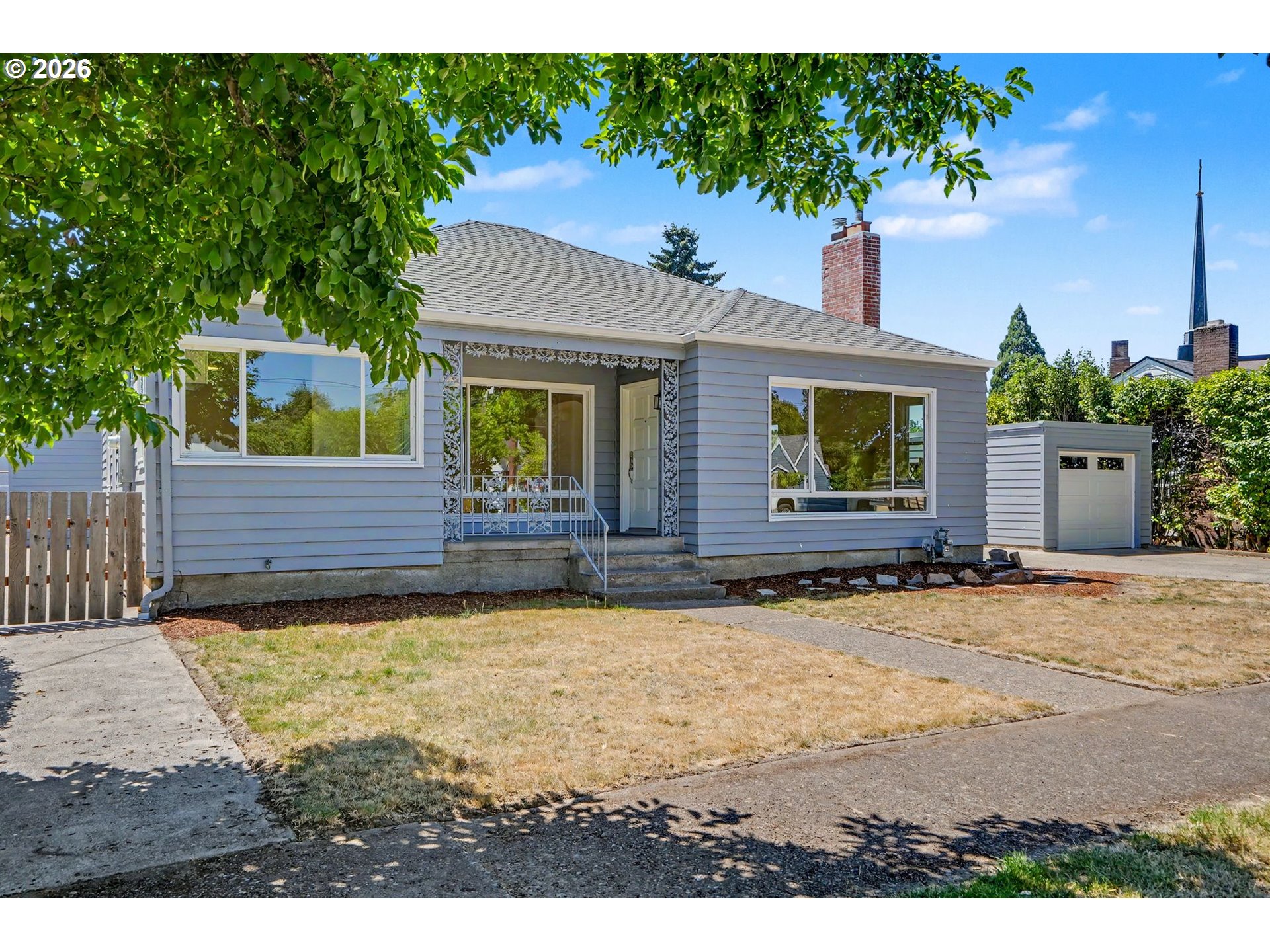 1090 DONNA AVE Property Photo 1