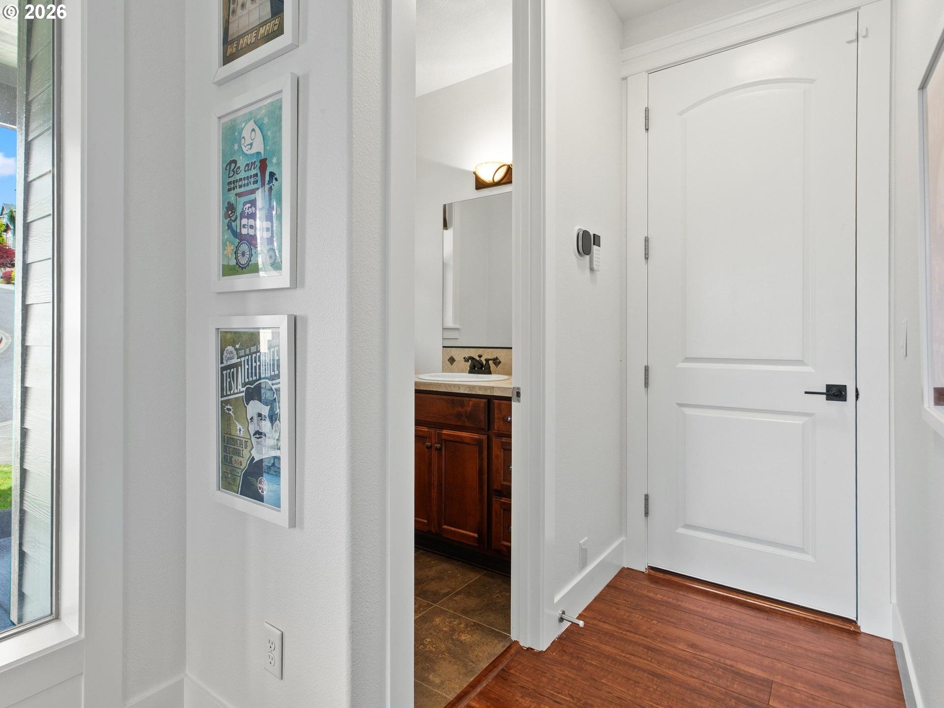 1012 Nw Goodwin St Property Photo 6
