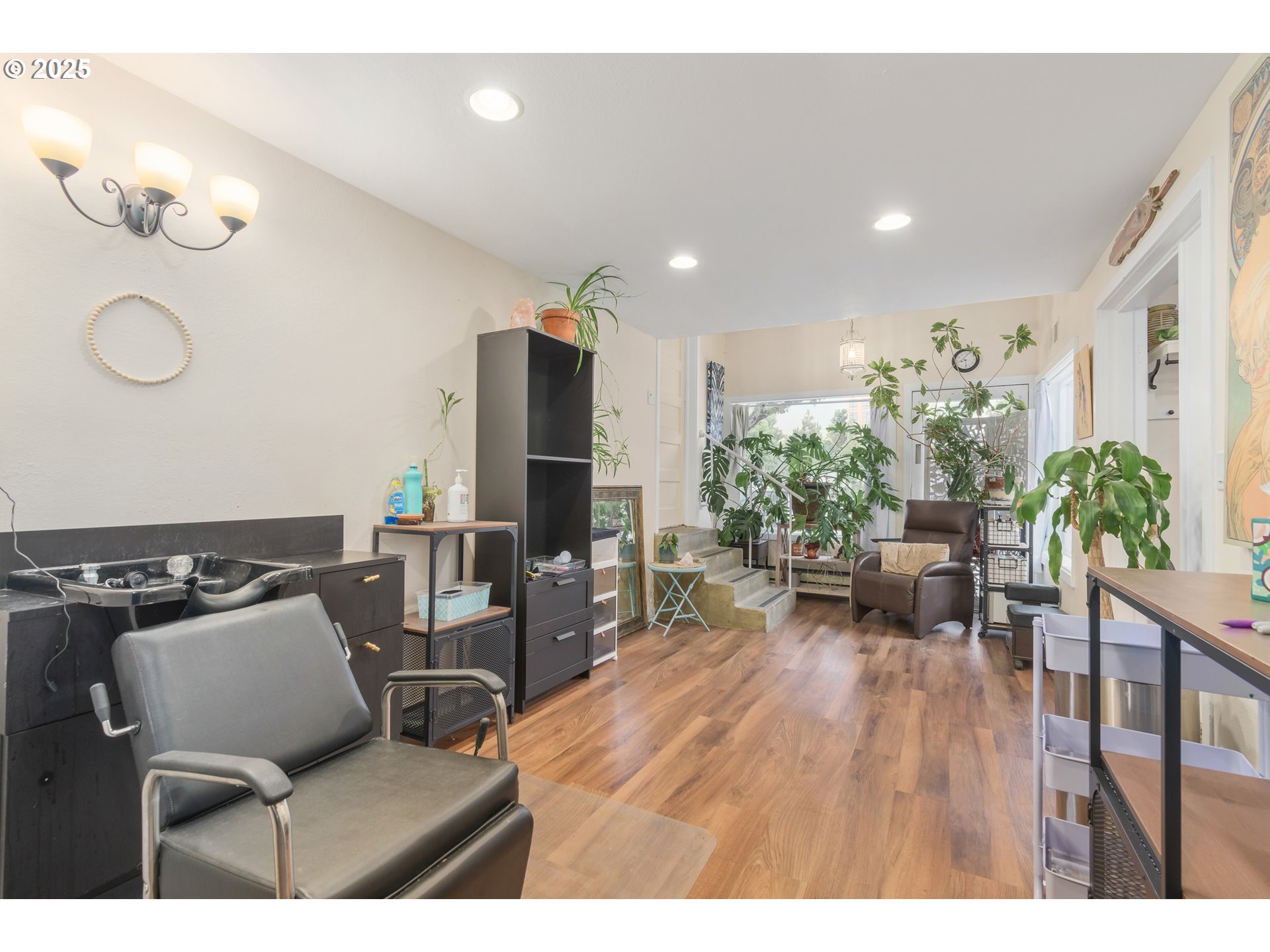 1492 Pearl St Property Photo 19