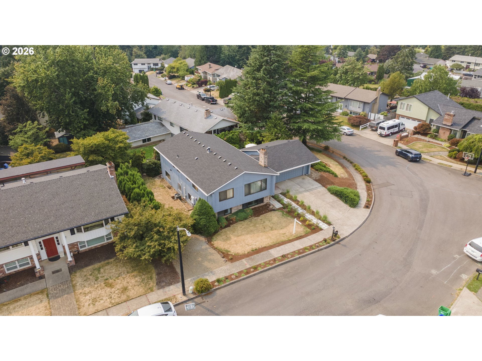 1859 Sw Angeline Ave Property Photo 2