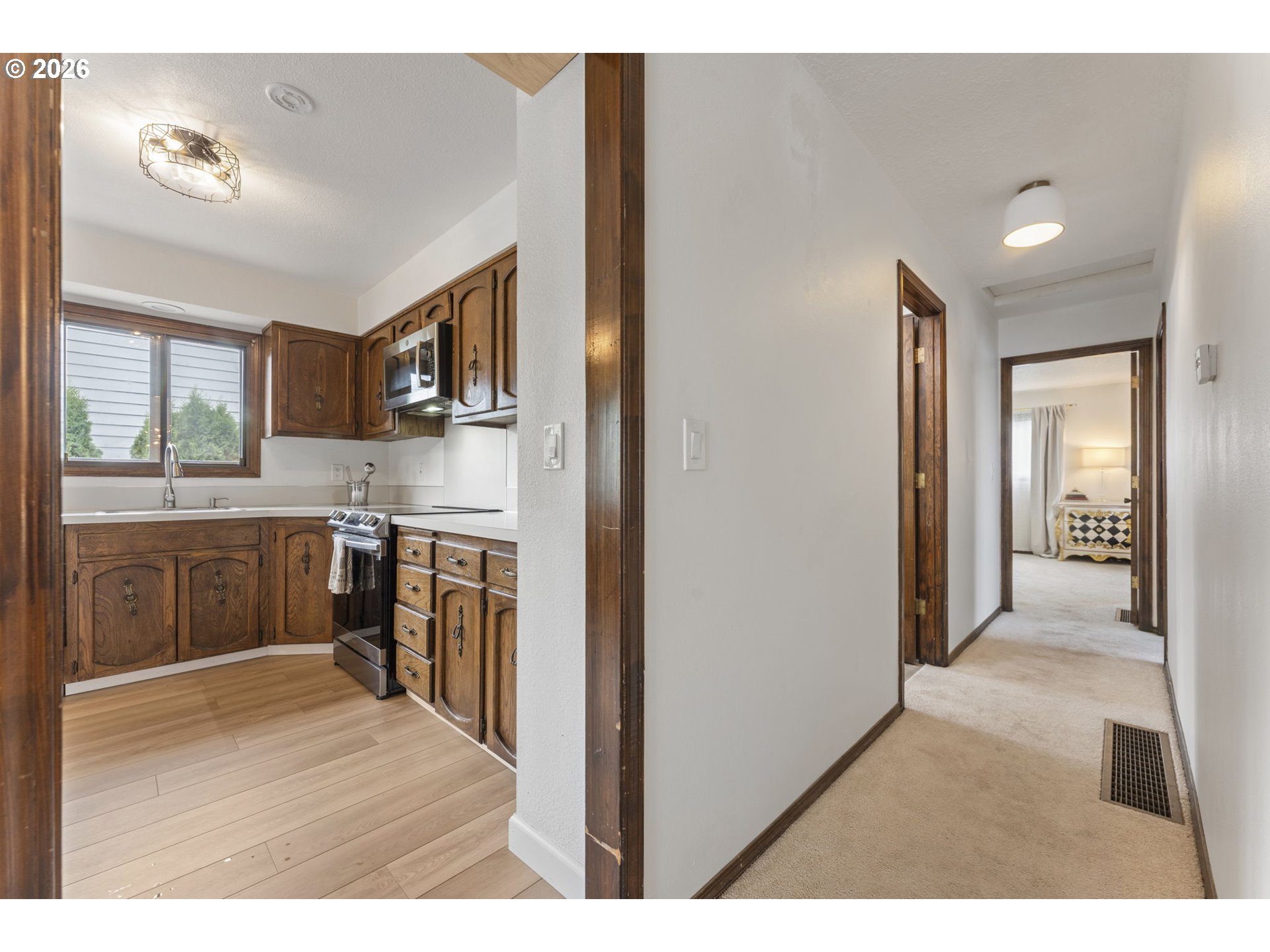 1859 Sw Angeline Ave Property Photo 8