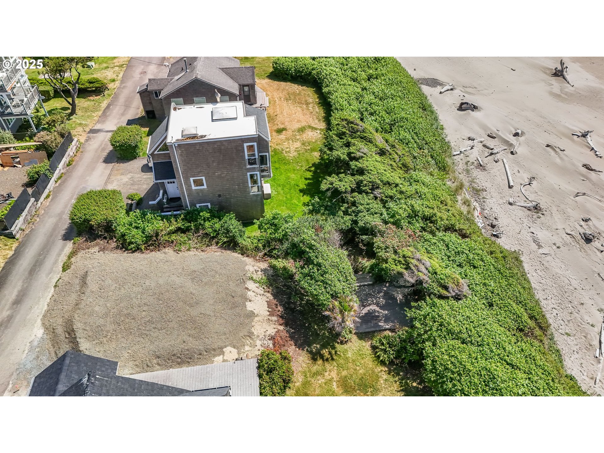 Ocean Ave Property Photo 12