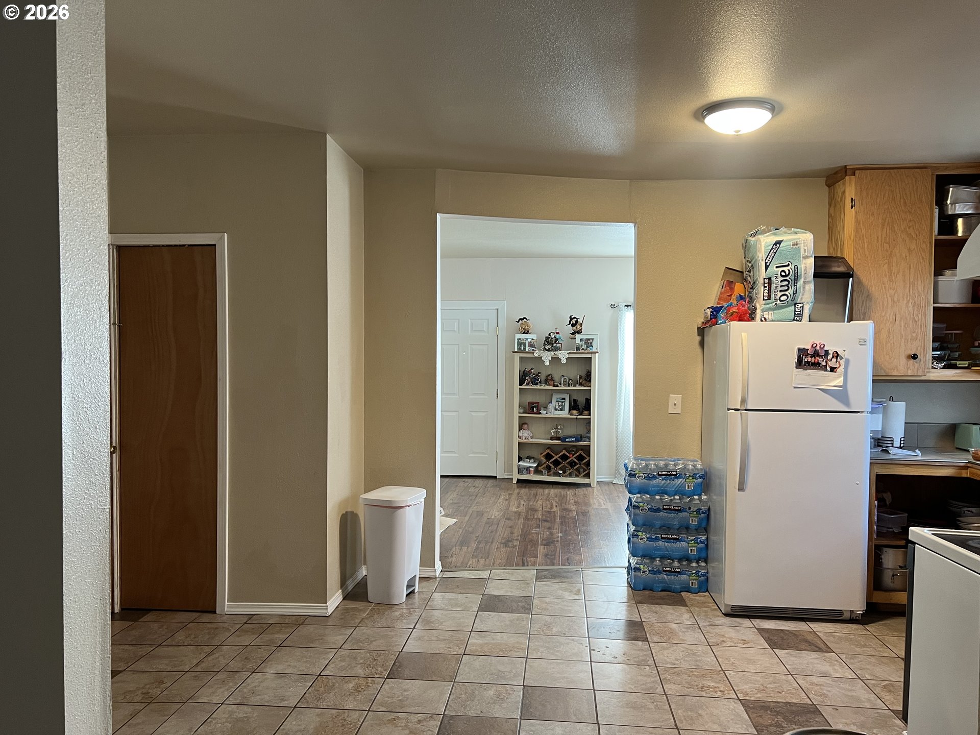 320 S Columbia St Property Photo 9