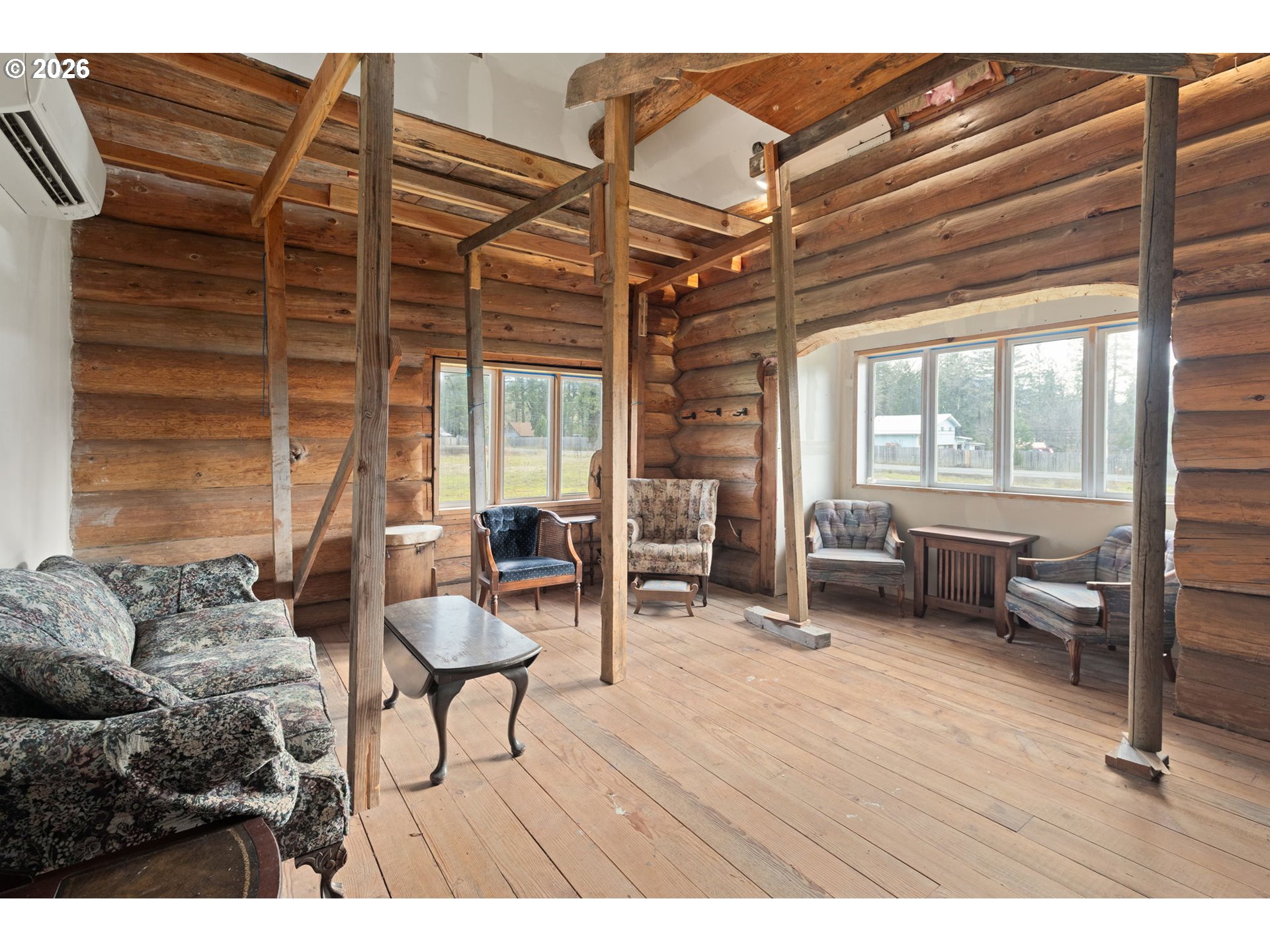 4420 Holland Loop Rd Property Photo 10