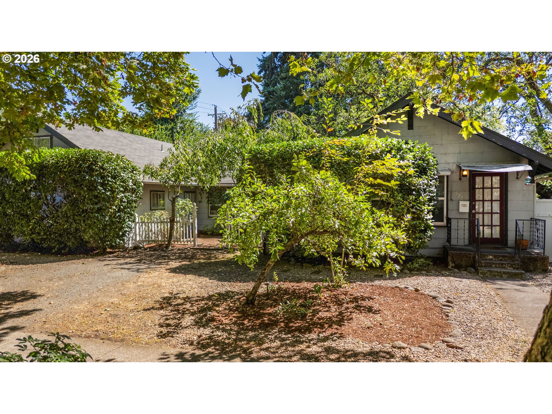 963 MADISON ST Property Photo 1
