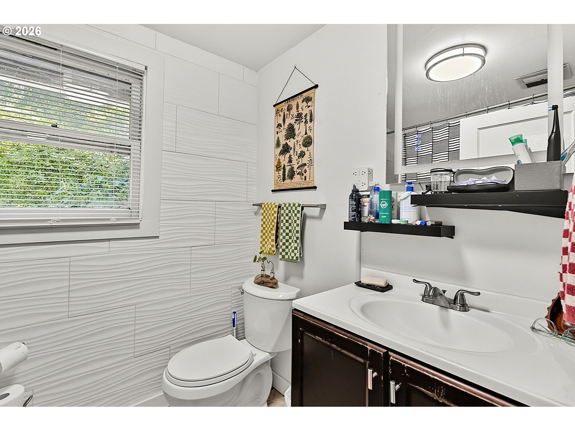963 Madison St Property Photo 15