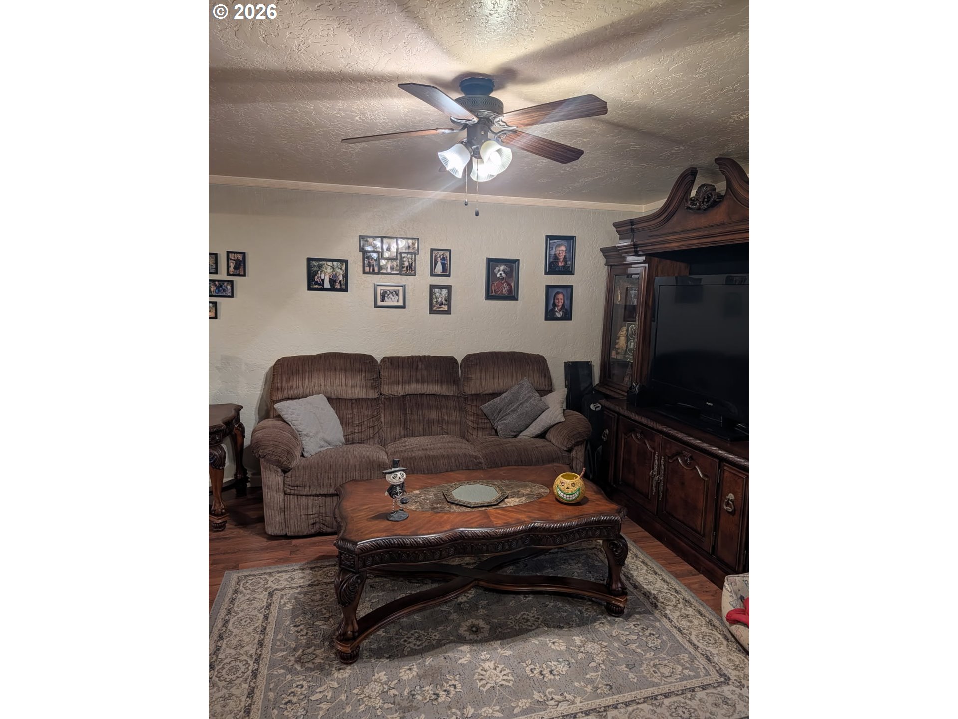 206 1/2 S Main St Property Photo 2