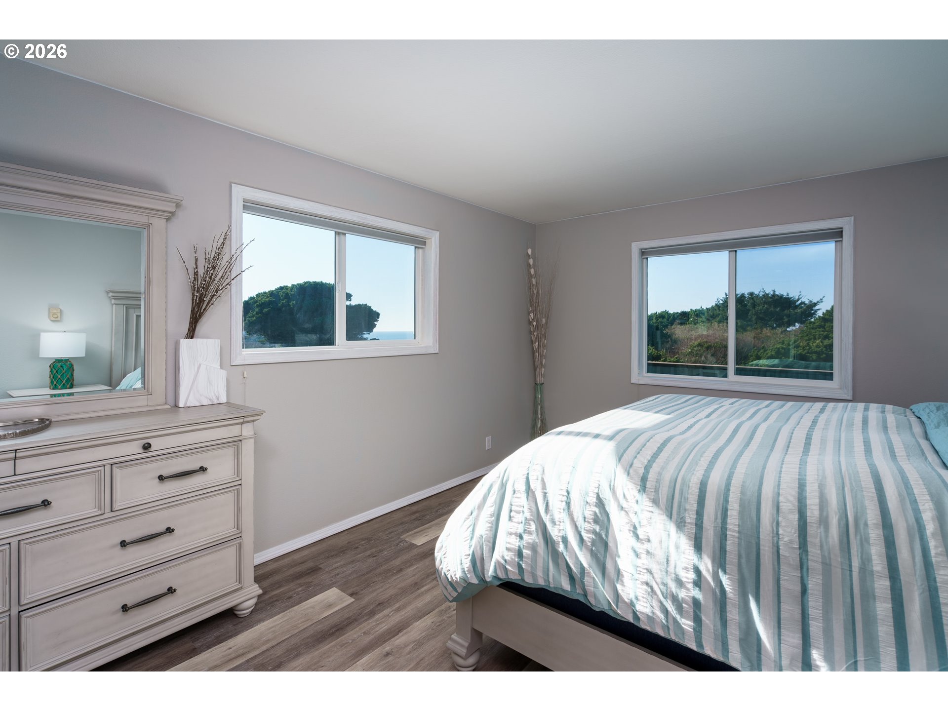 2131 Beach Loop Drive Property Photo 18