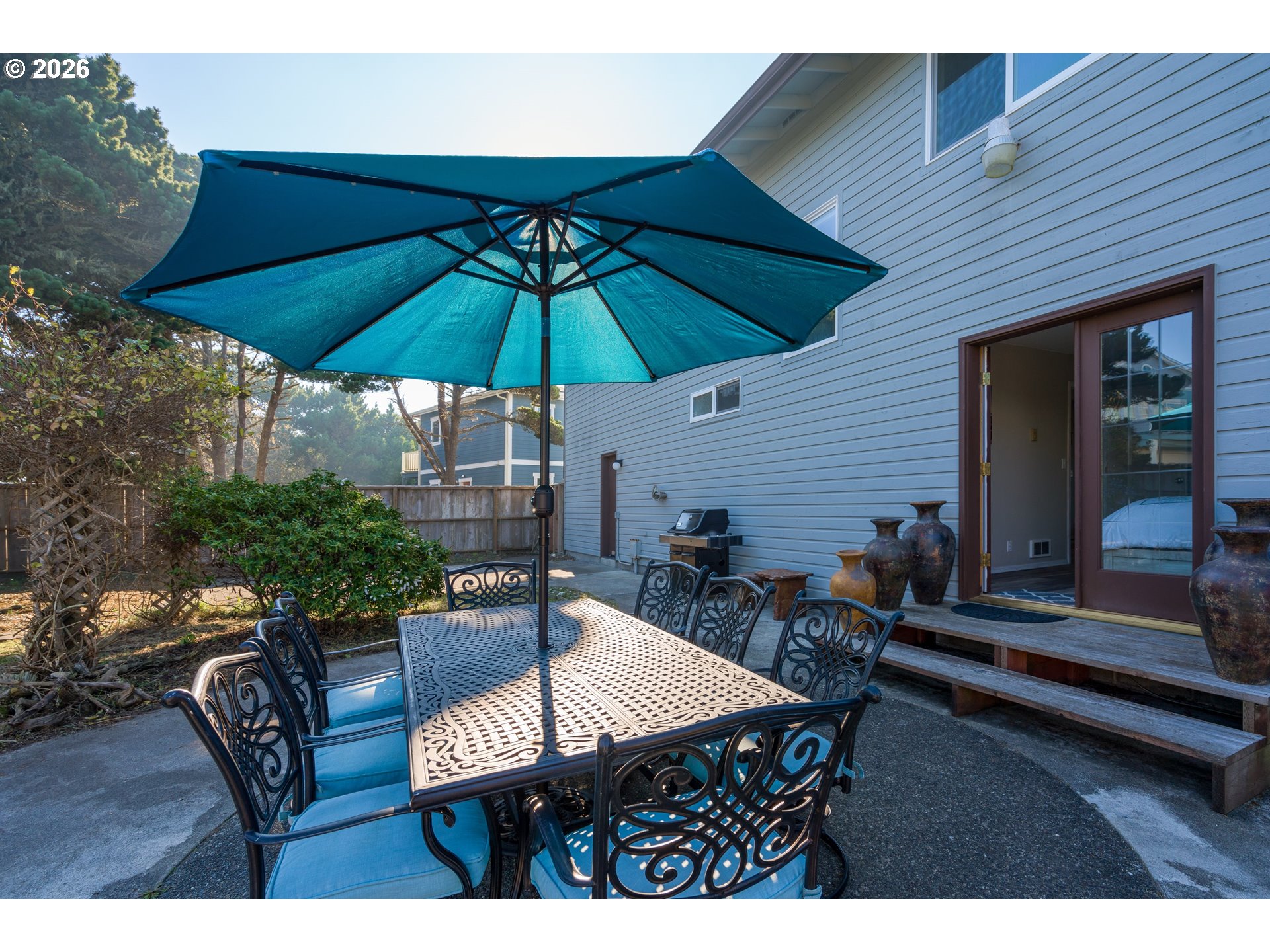 2131 Beach Loop Drive Property Photo 28