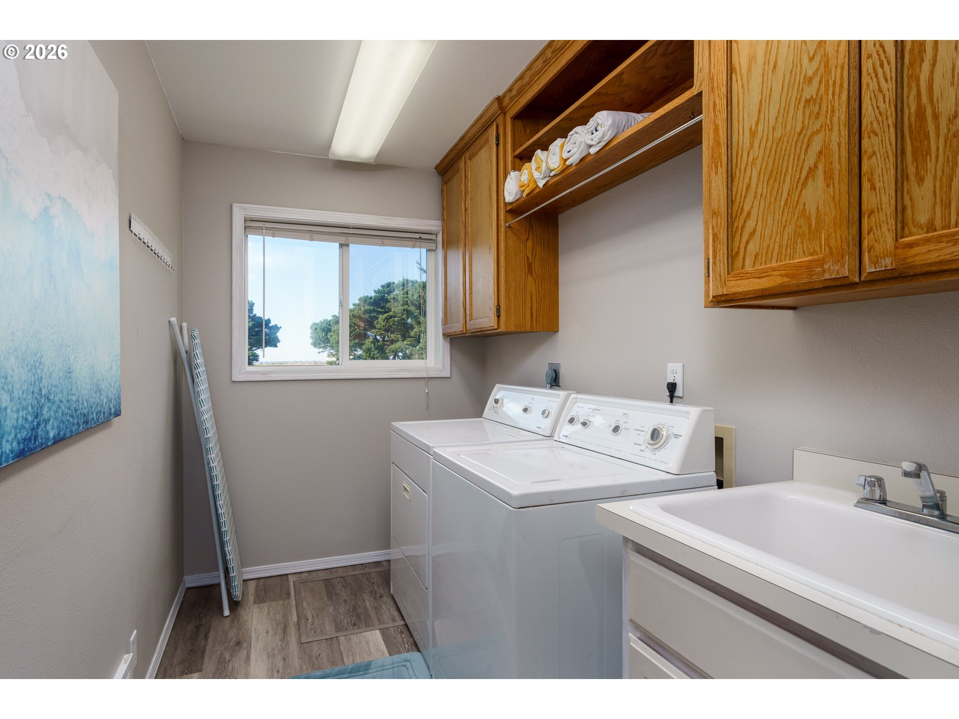 2131 Beach Loop Drive Property Photo 32