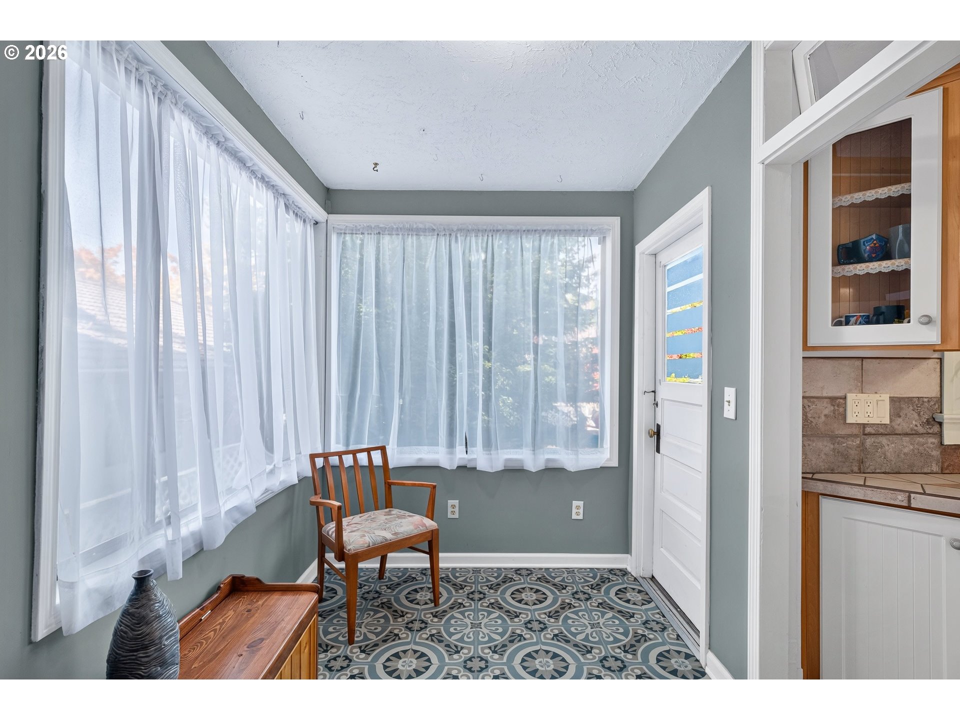 625 Ne Cowls St Property Photo 25