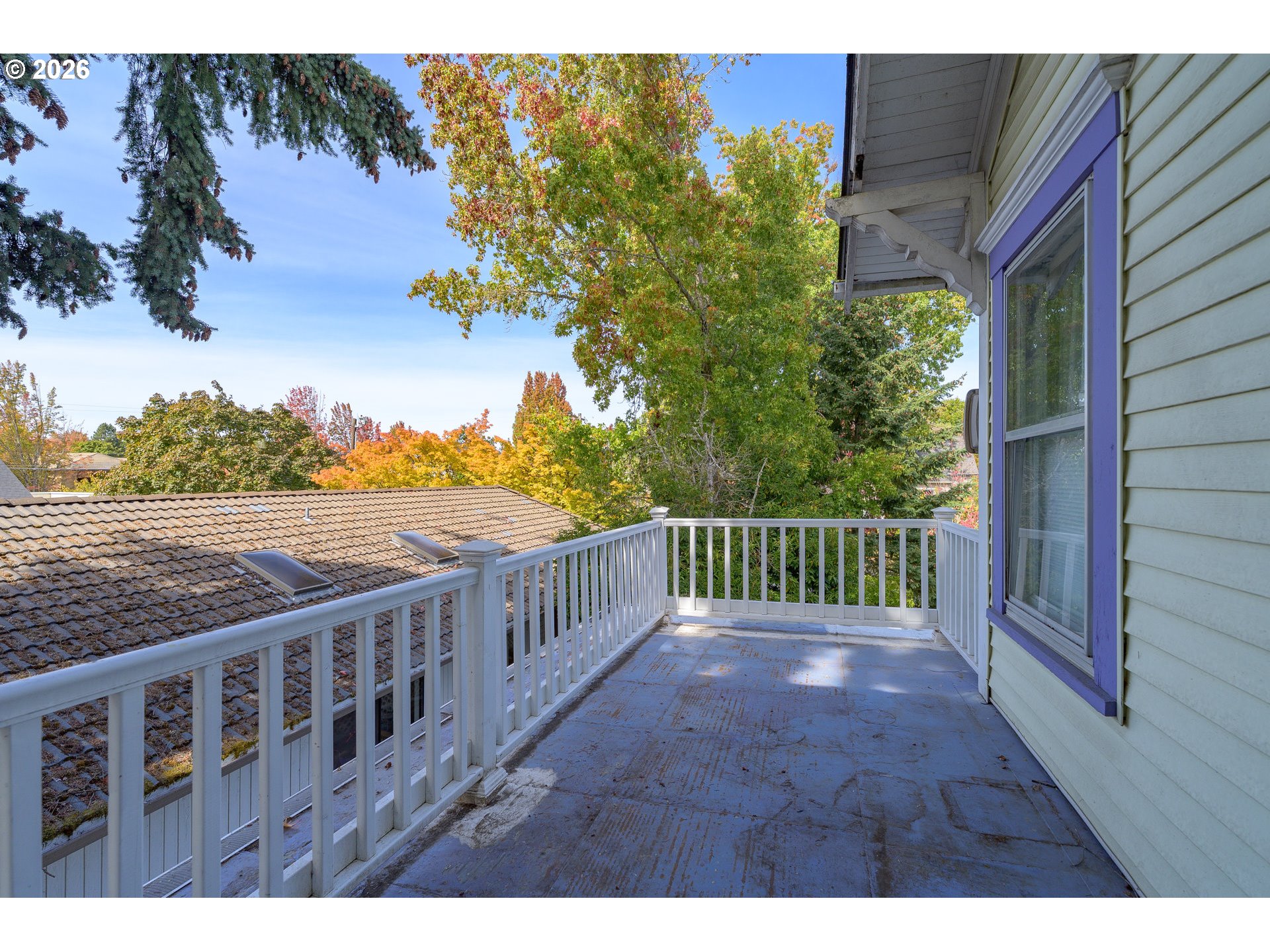 625 Ne Cowls St Property Photo 37