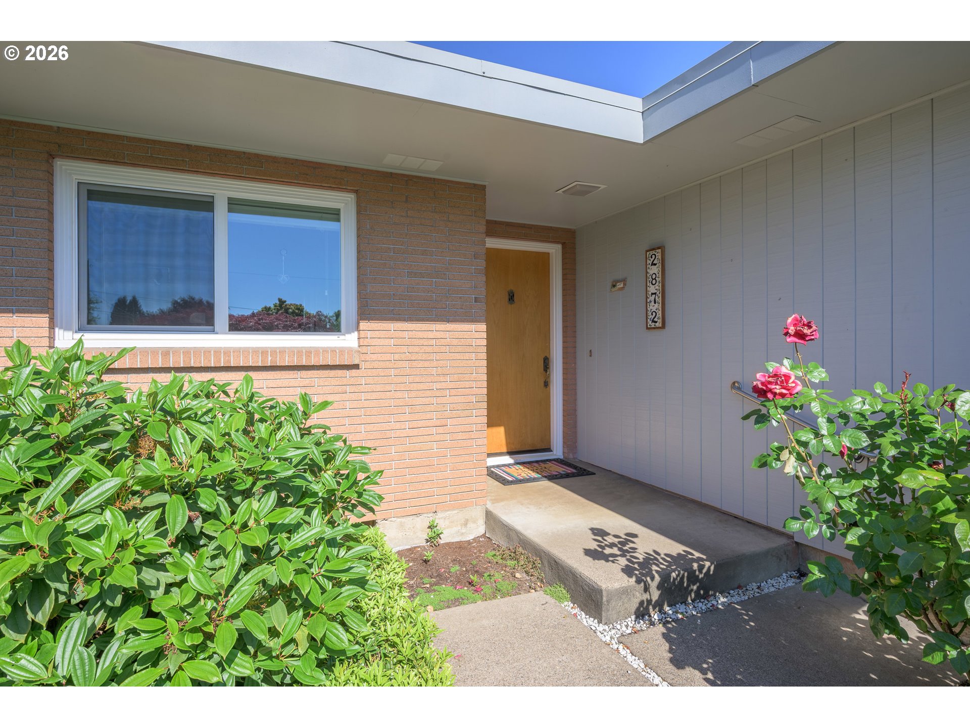 2872 Sarah Ln Property Photo 5