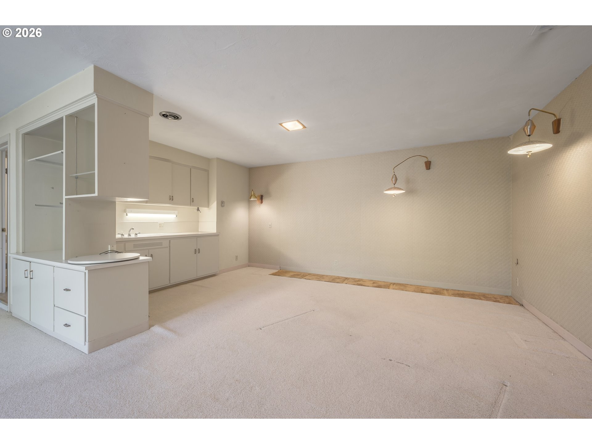 2872 Sarah Ln Property Photo 25