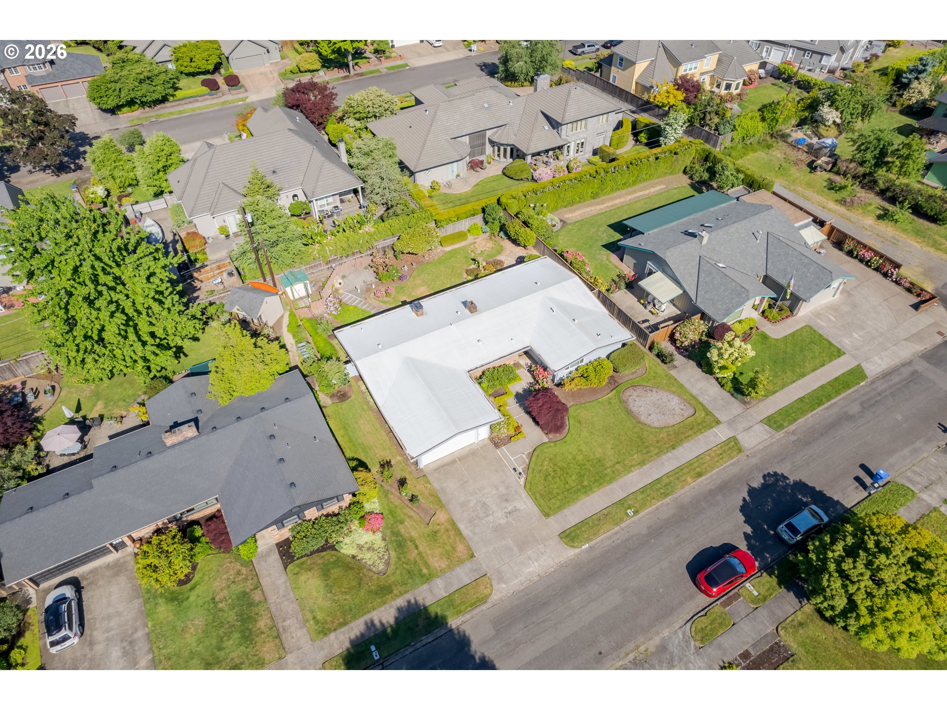 2872 Sarah Ln Property Photo 46