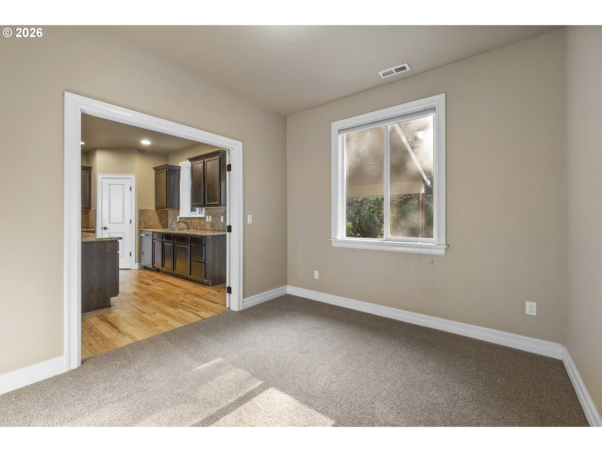 2918 W 9th St Property Photo 11