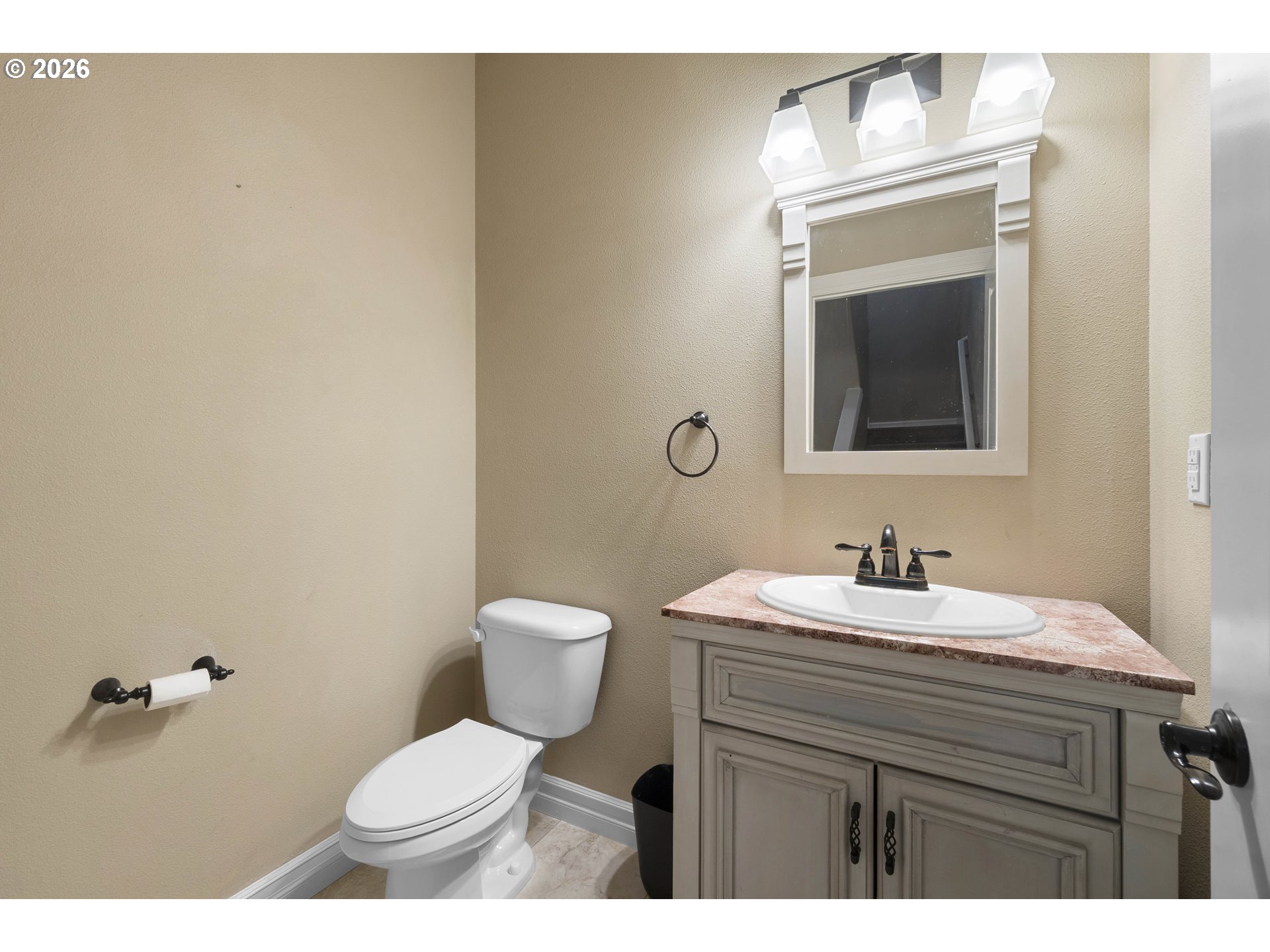 2918 W 9th St Property Photo 12