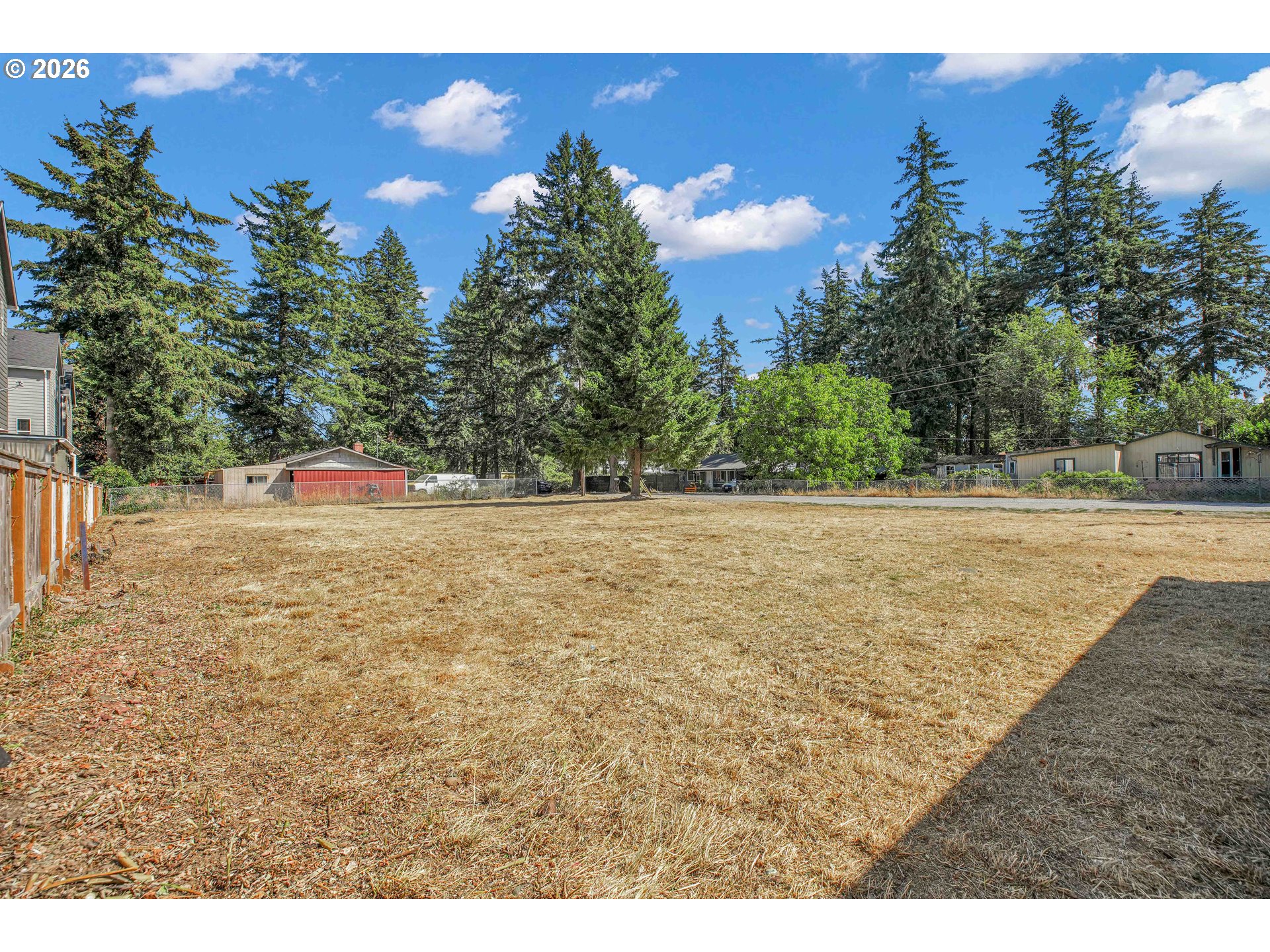 12333 Se Schiller St Property Photo 5