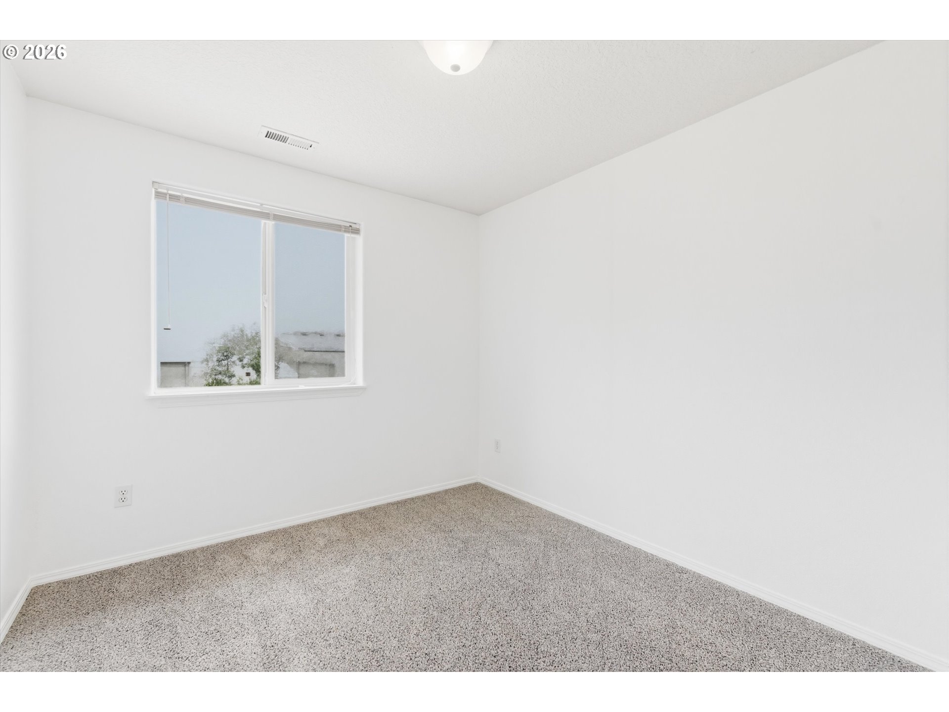 700 Nw Willamina Dr Property Photo 18